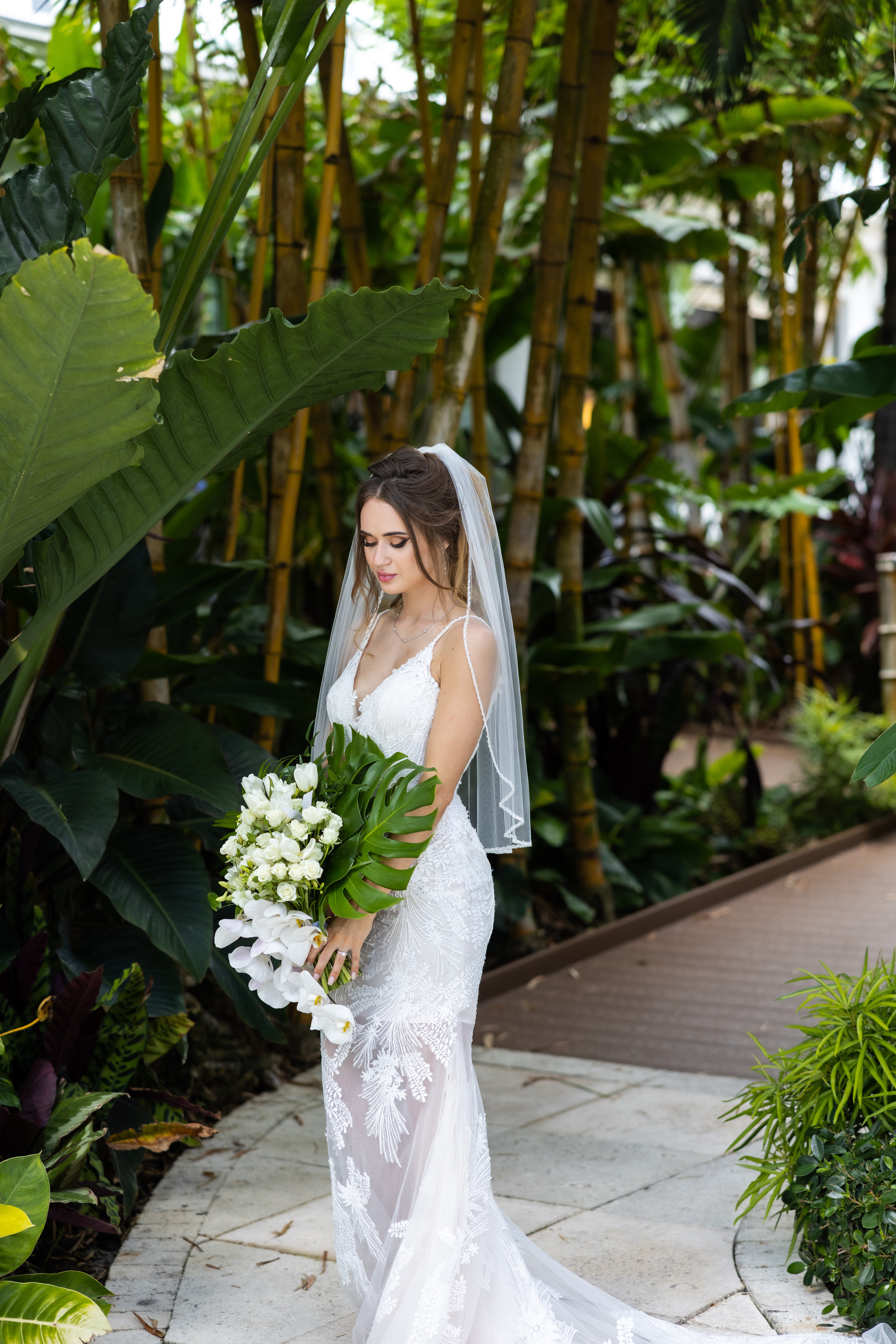 Wedding day: Elizabeth and Ruslan. Wedding and Event photography, Kisses + Veil