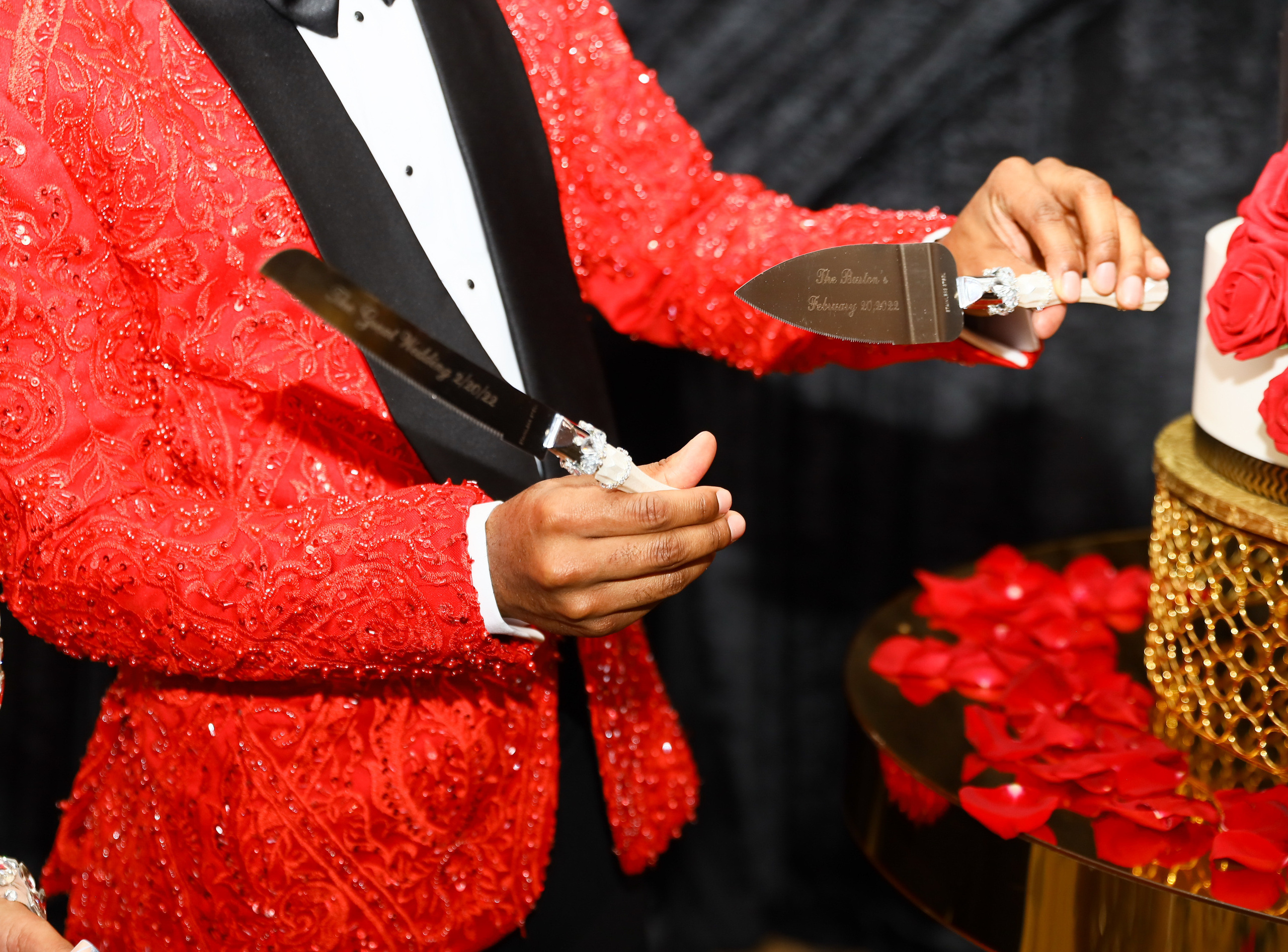 Mr. & Mrs. Burton. Wedding and Event photography, Kisses + Veil