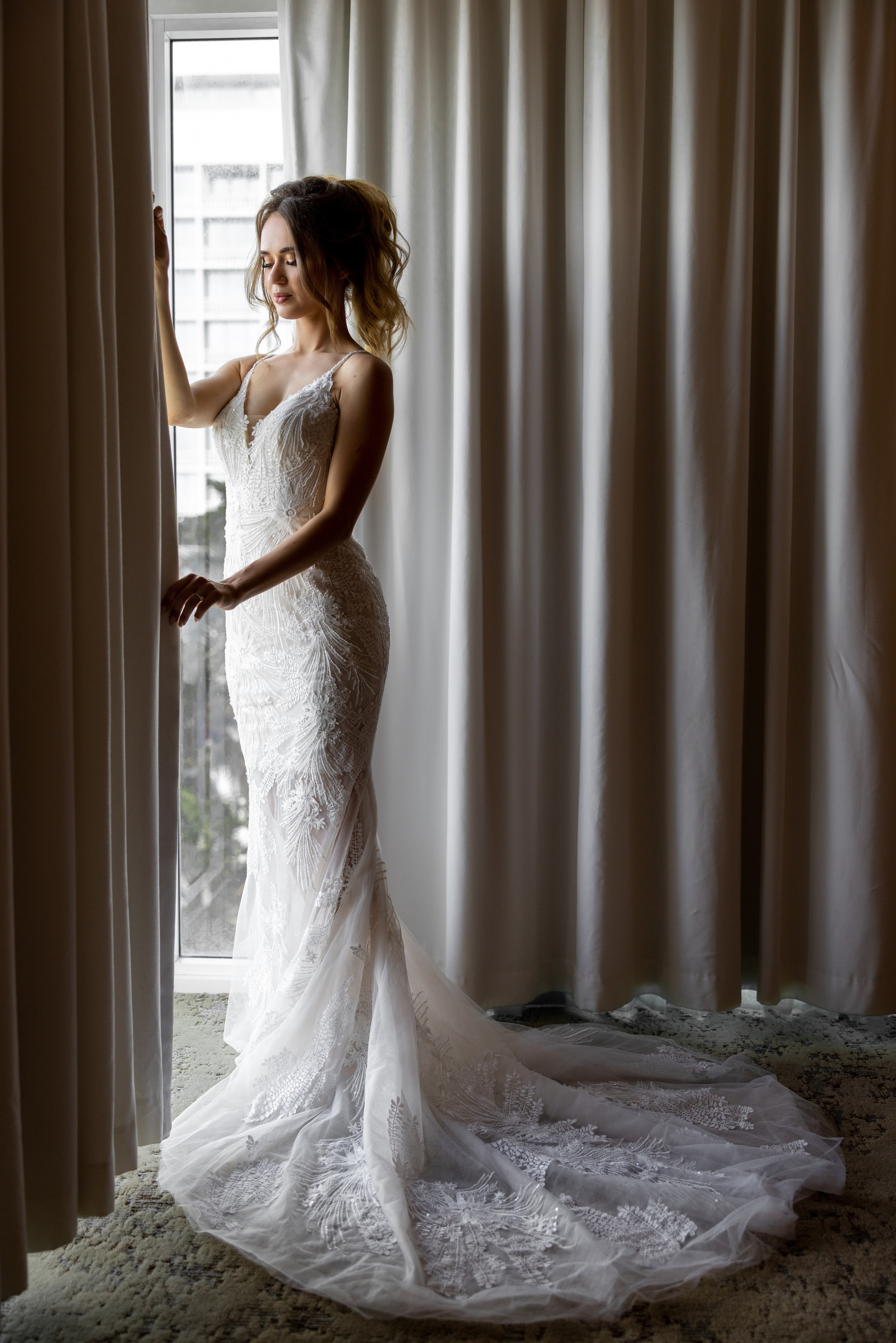 Wedding day: Elizabeth and Ruslan. Wedding and Event photography, Kisses + Veil