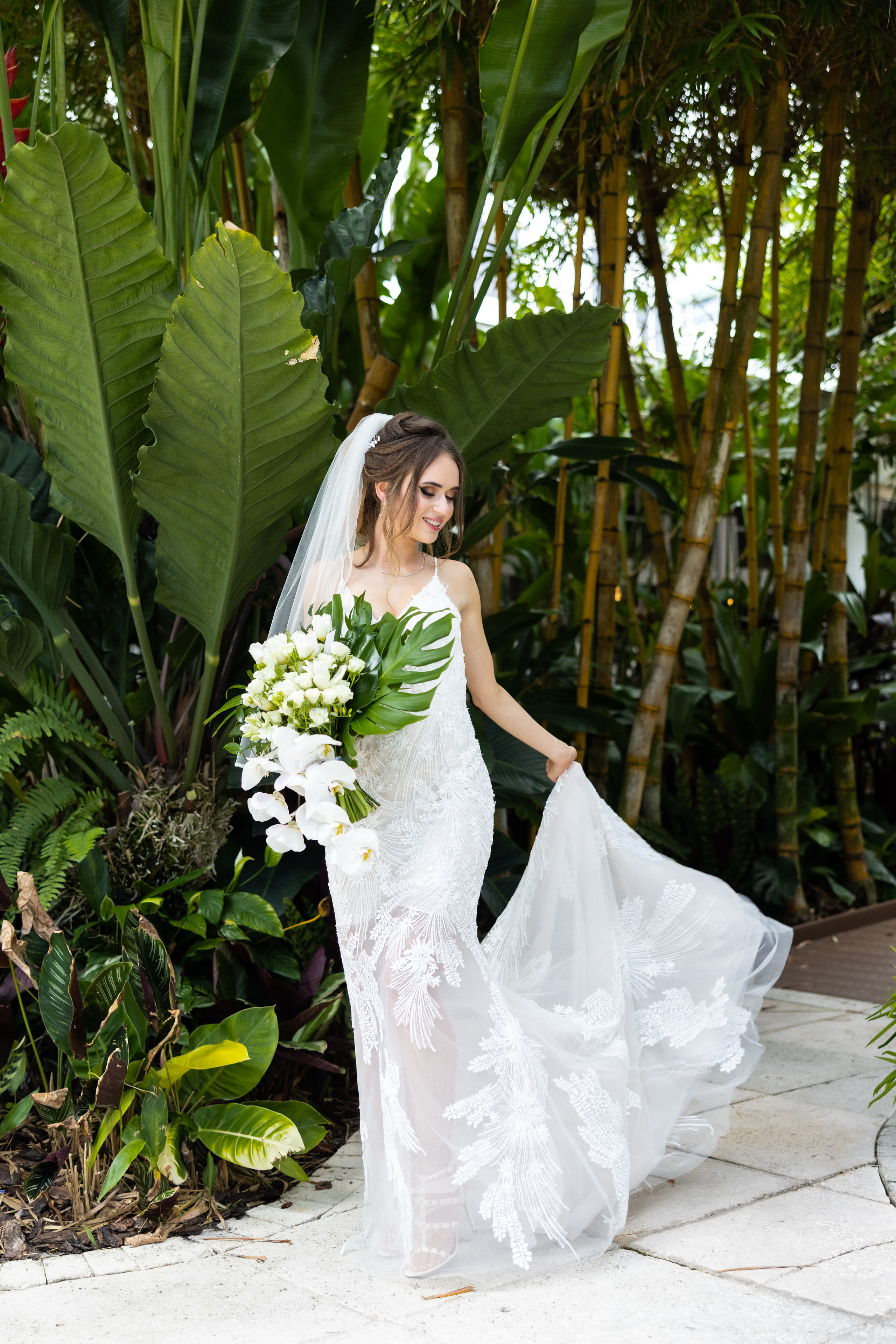 Wedding day: Elizabeth and Ruslan. Wedding and Event photography, Kisses + Veil