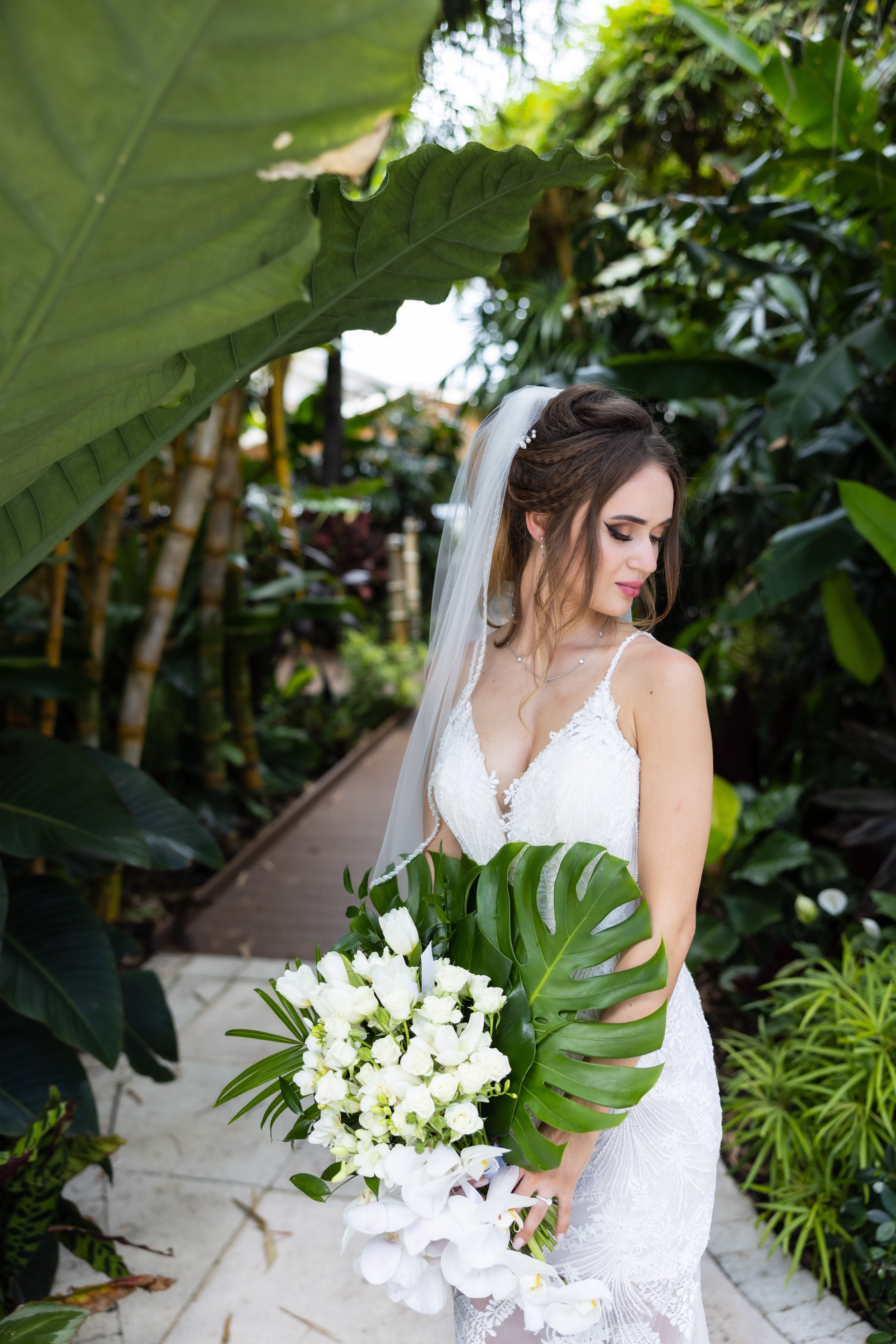 Wedding day: Elizabeth and Ruslan. Wedding and Event photography, Kisses + Veil