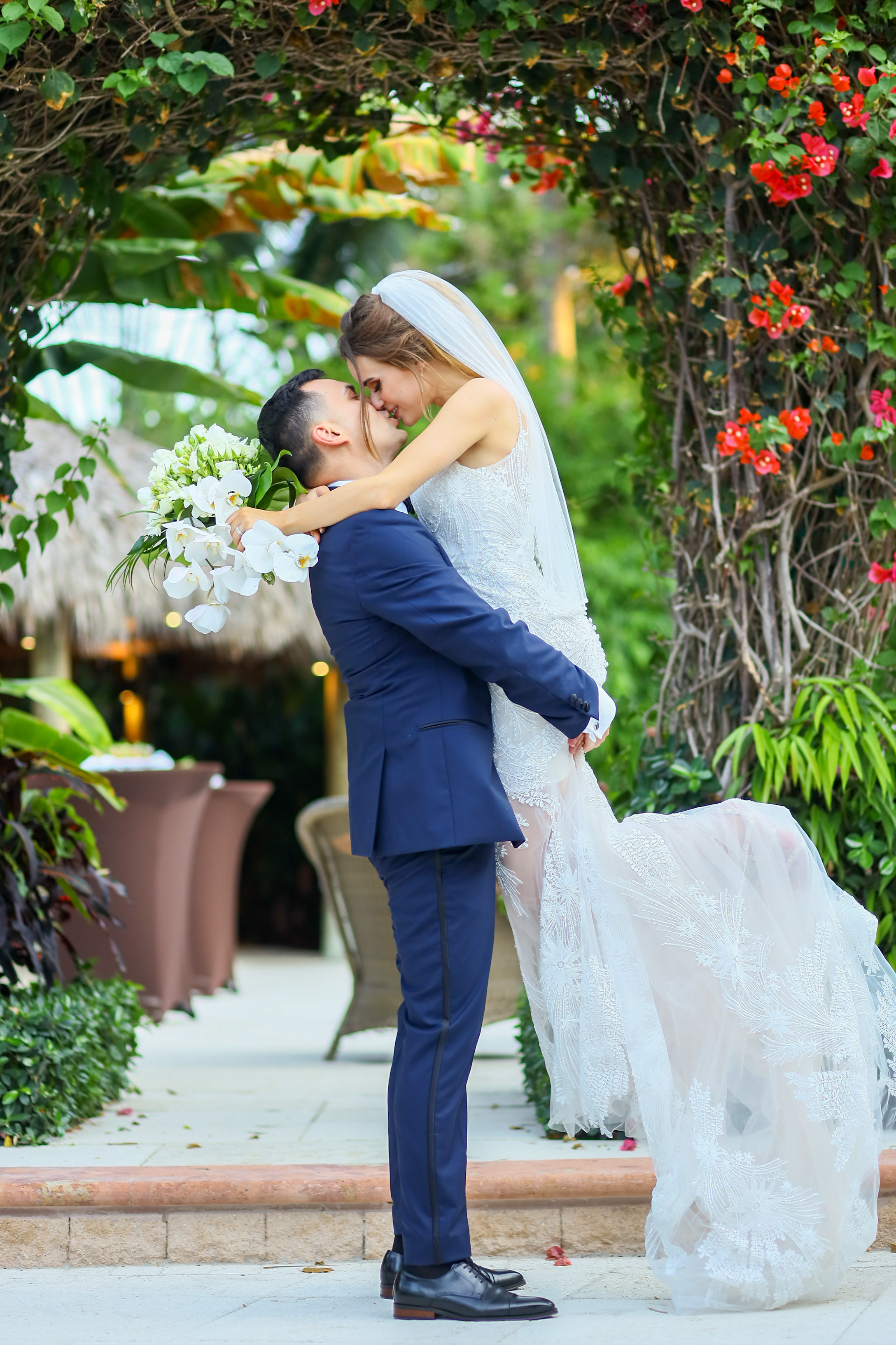Wedding day: Elizabeth and Ruslan. Wedding and Event photography, Kisses + Veil