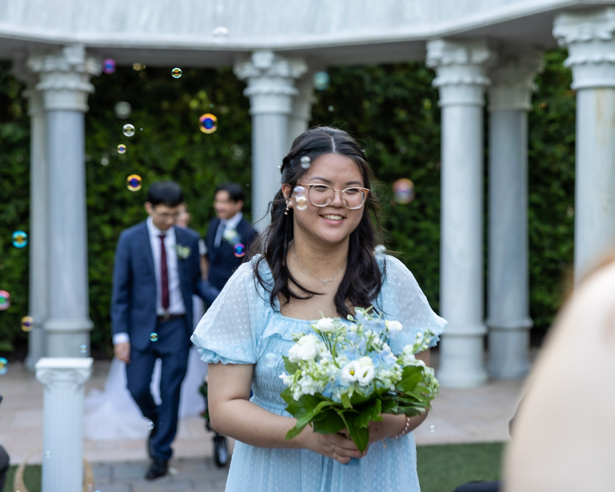 Karen and Edwin. Wedding and Event photography, Kisses + Veil