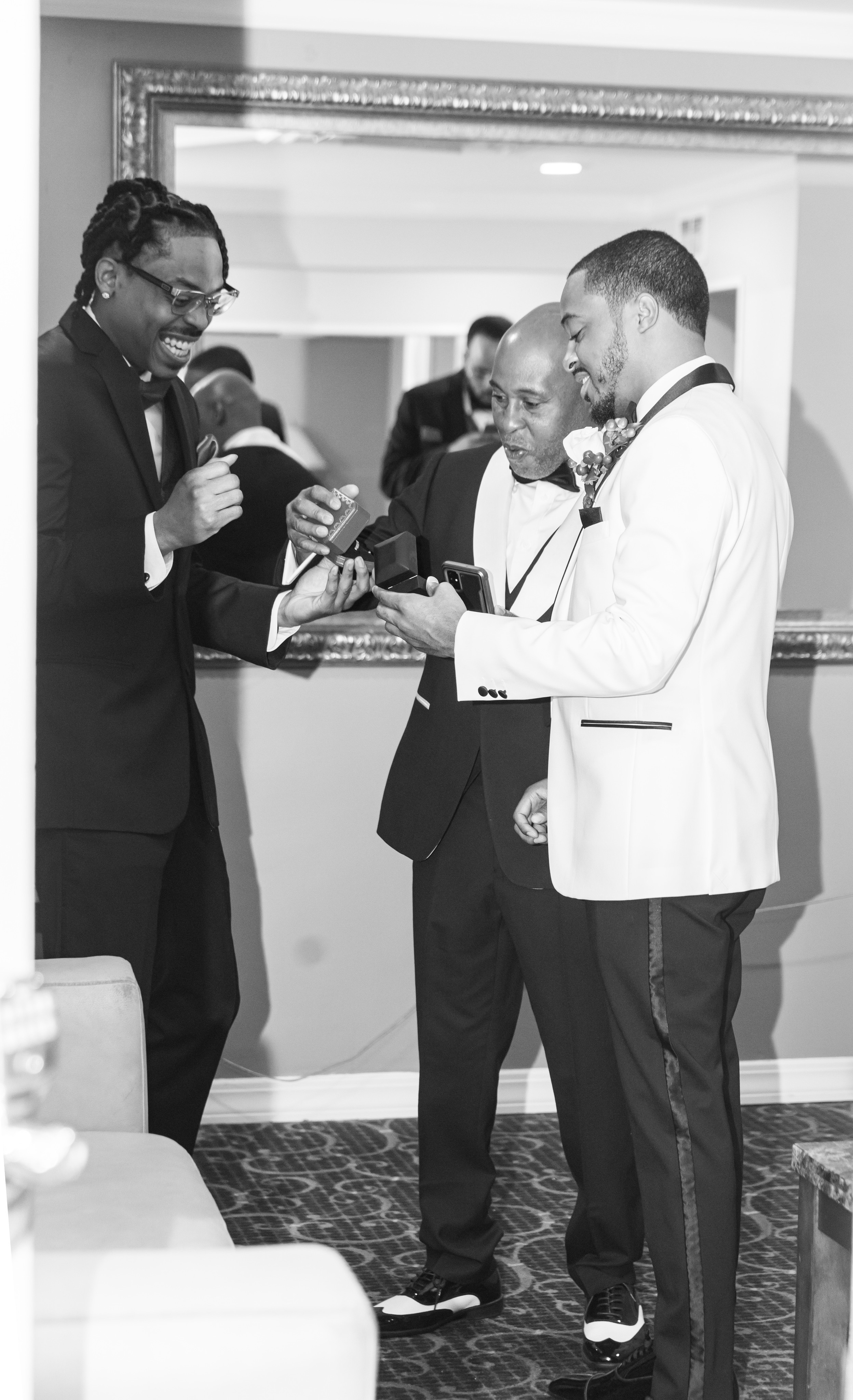 Mr. & Mrs. Burton. Wedding and Event photography, Kisses + Veil