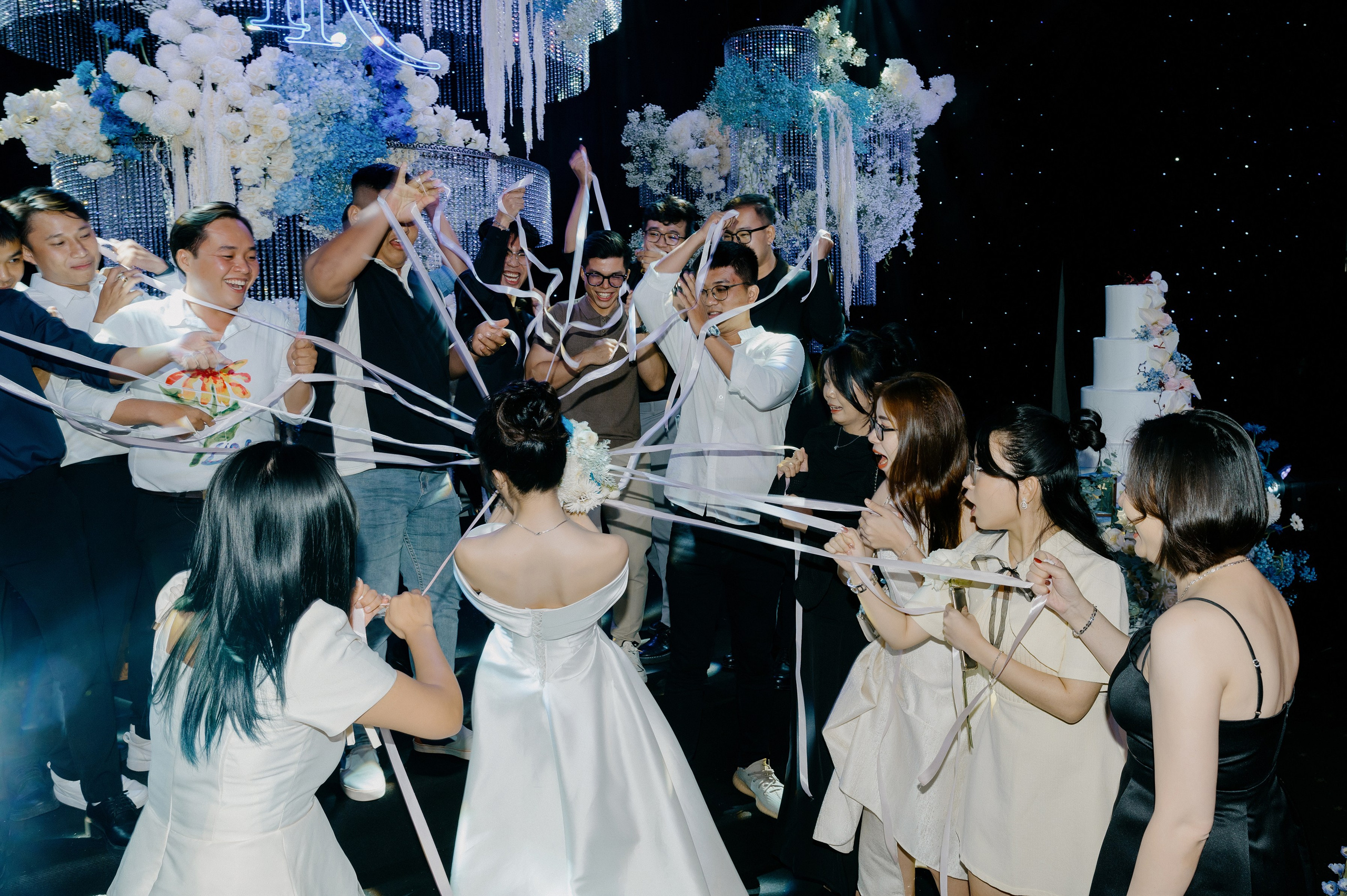 THANH THUÝ & TRỌNG KỶ. Nhiếp ảnh gia đám cưới hàng đầu tại Thành Phố Hồ Chí Minh