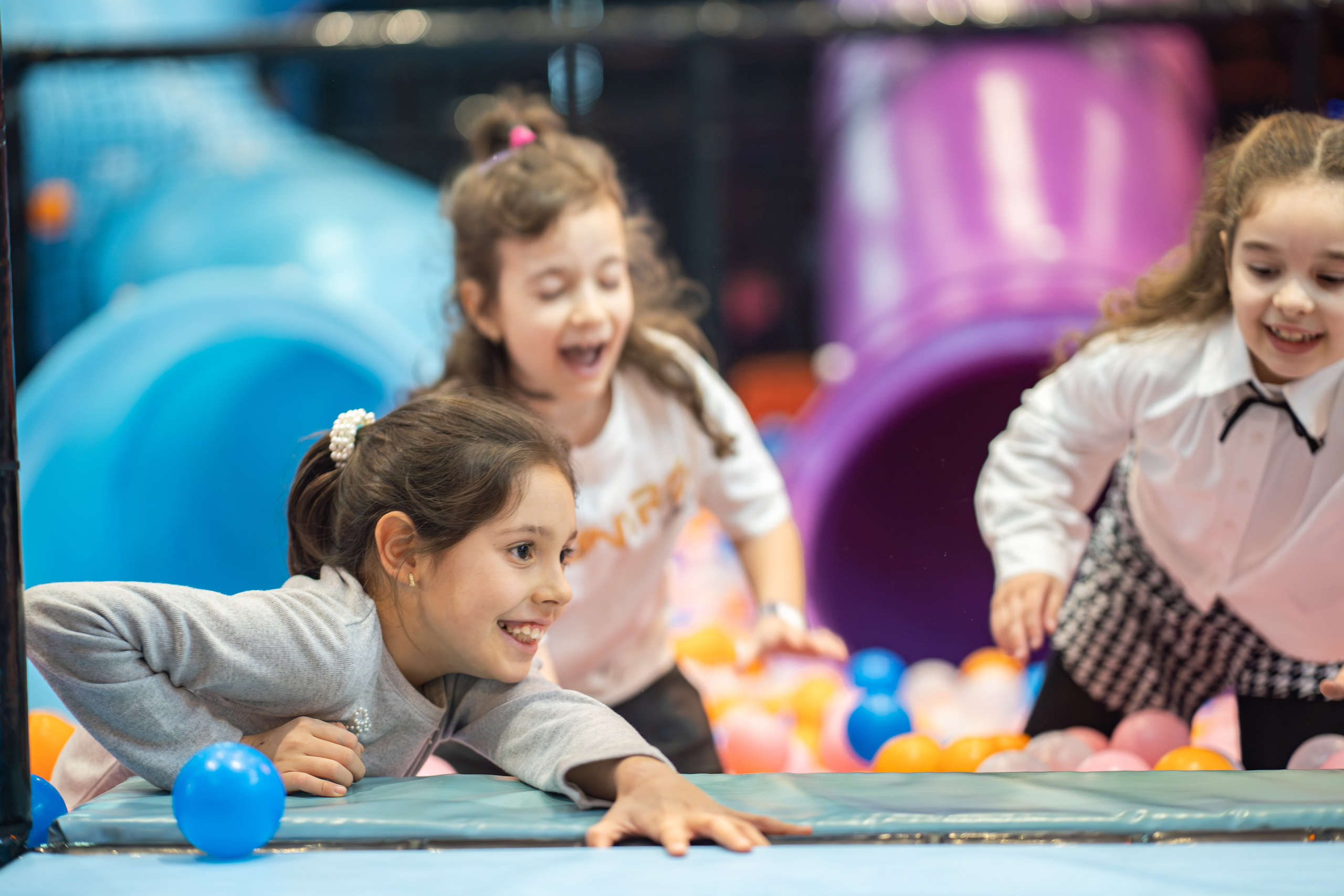 Diana’s Birthday. Adelinne — fotograf profesionist în Constanța pentru familii, bebeluși și evenimente