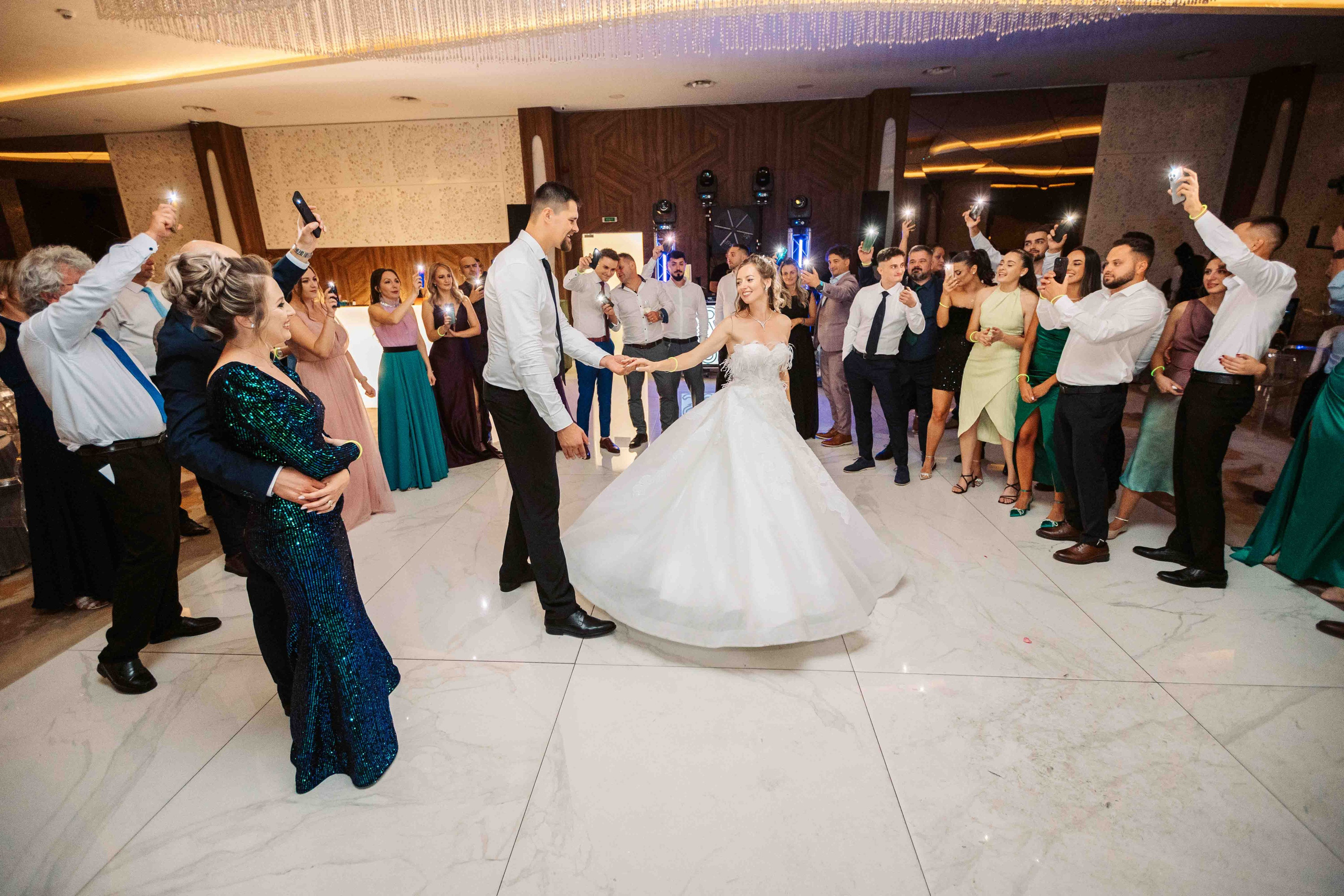 Bianca & Radu. Contrast Studio