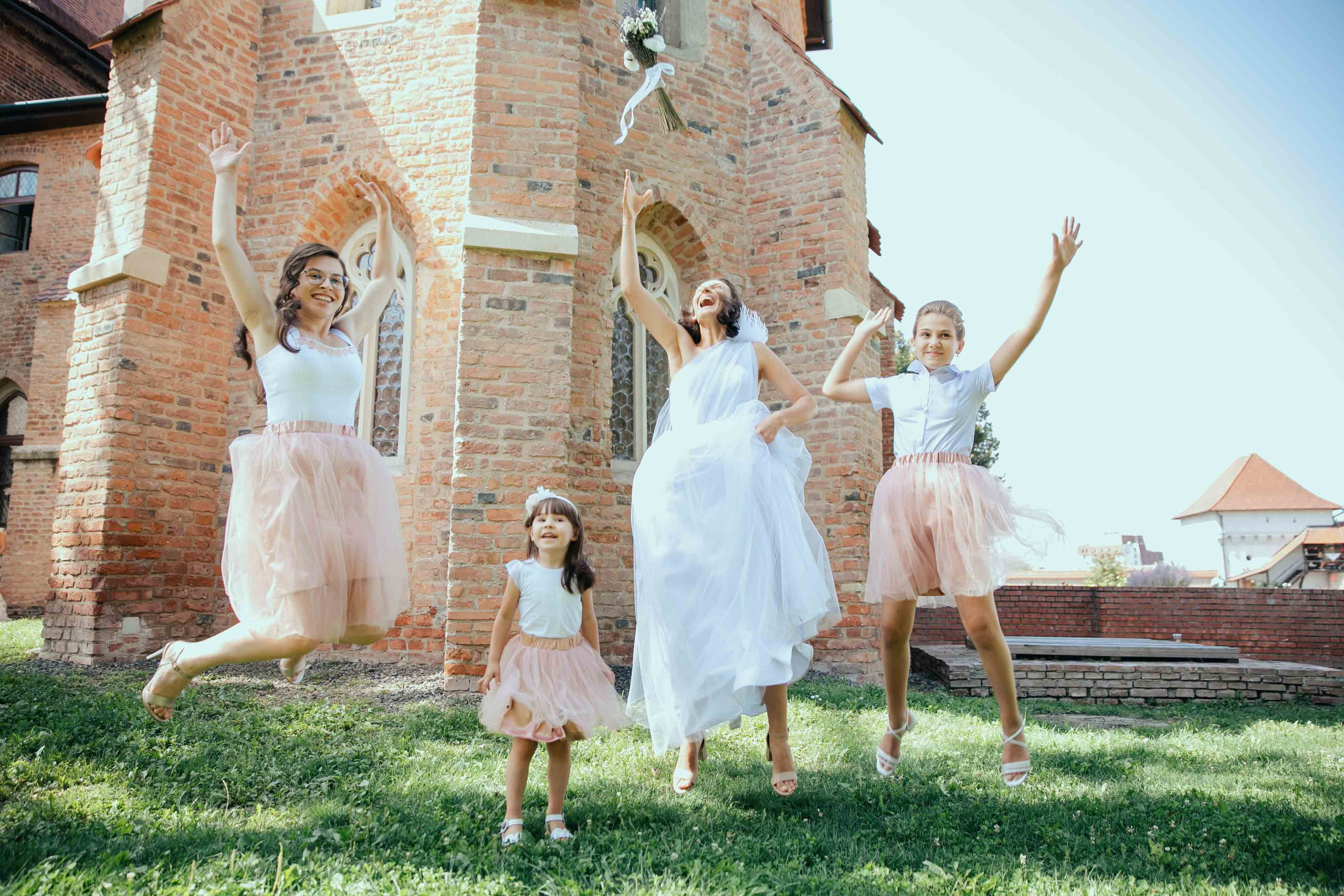 Corina & Ovidiu. Contrast Studio