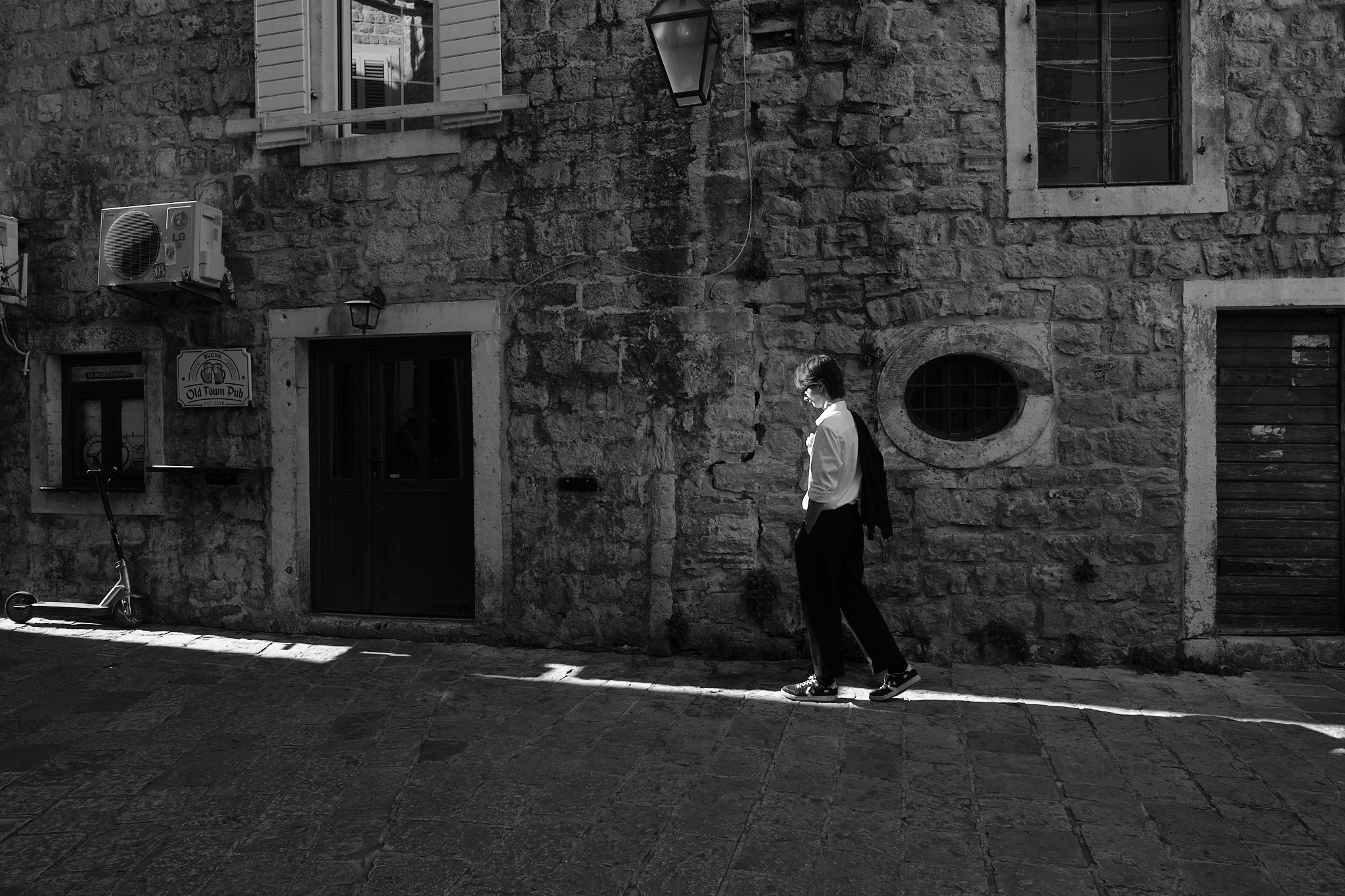 Фотосесія в Чорногорії. Артем. Портретний фотограф Альона Новгородцева