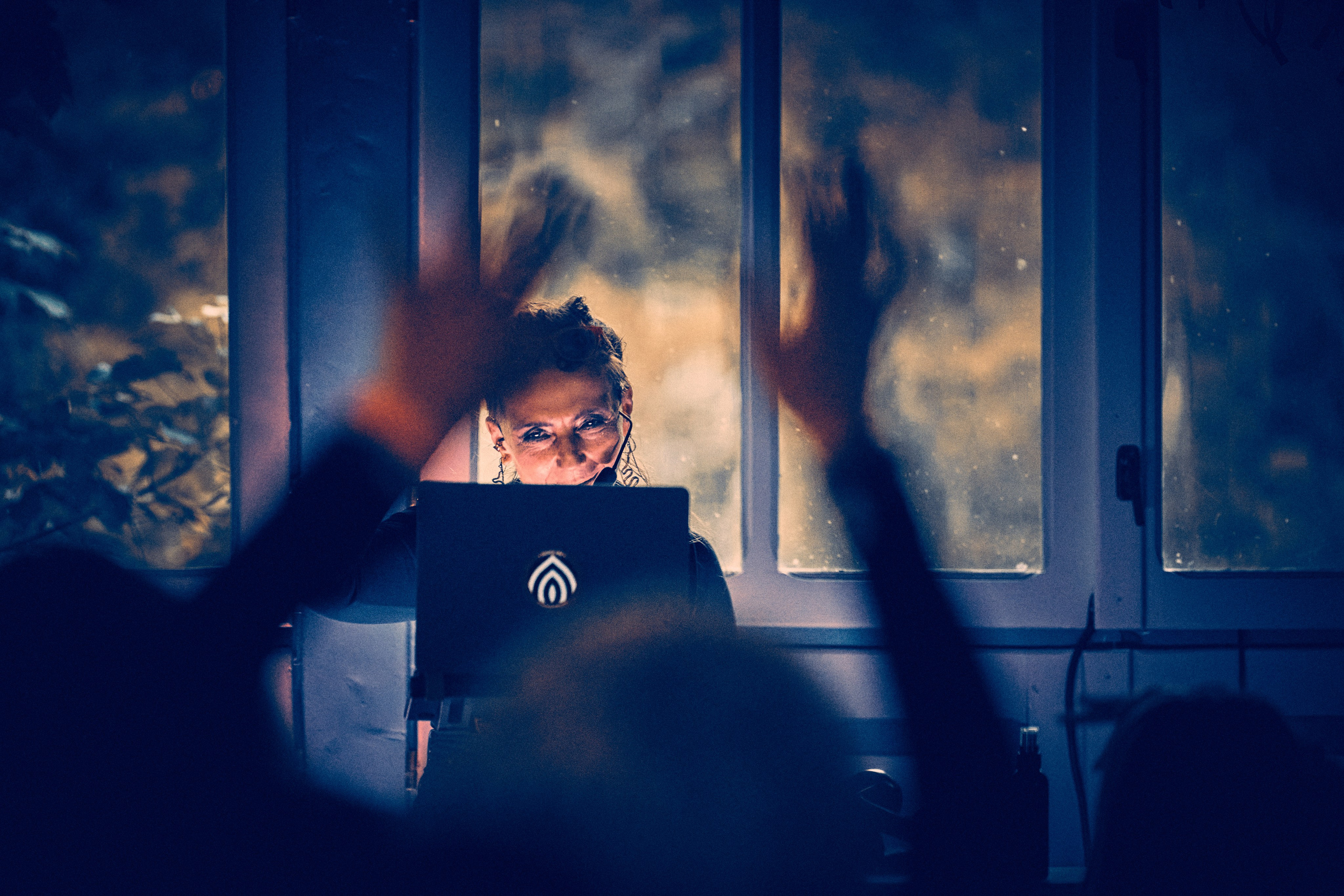 Anna Sierpowska - Movement Medicine na Mikrofestiwalu „2uRodziny Turkusowej Wyspy. Andriej Szypilow — Photography & Videography