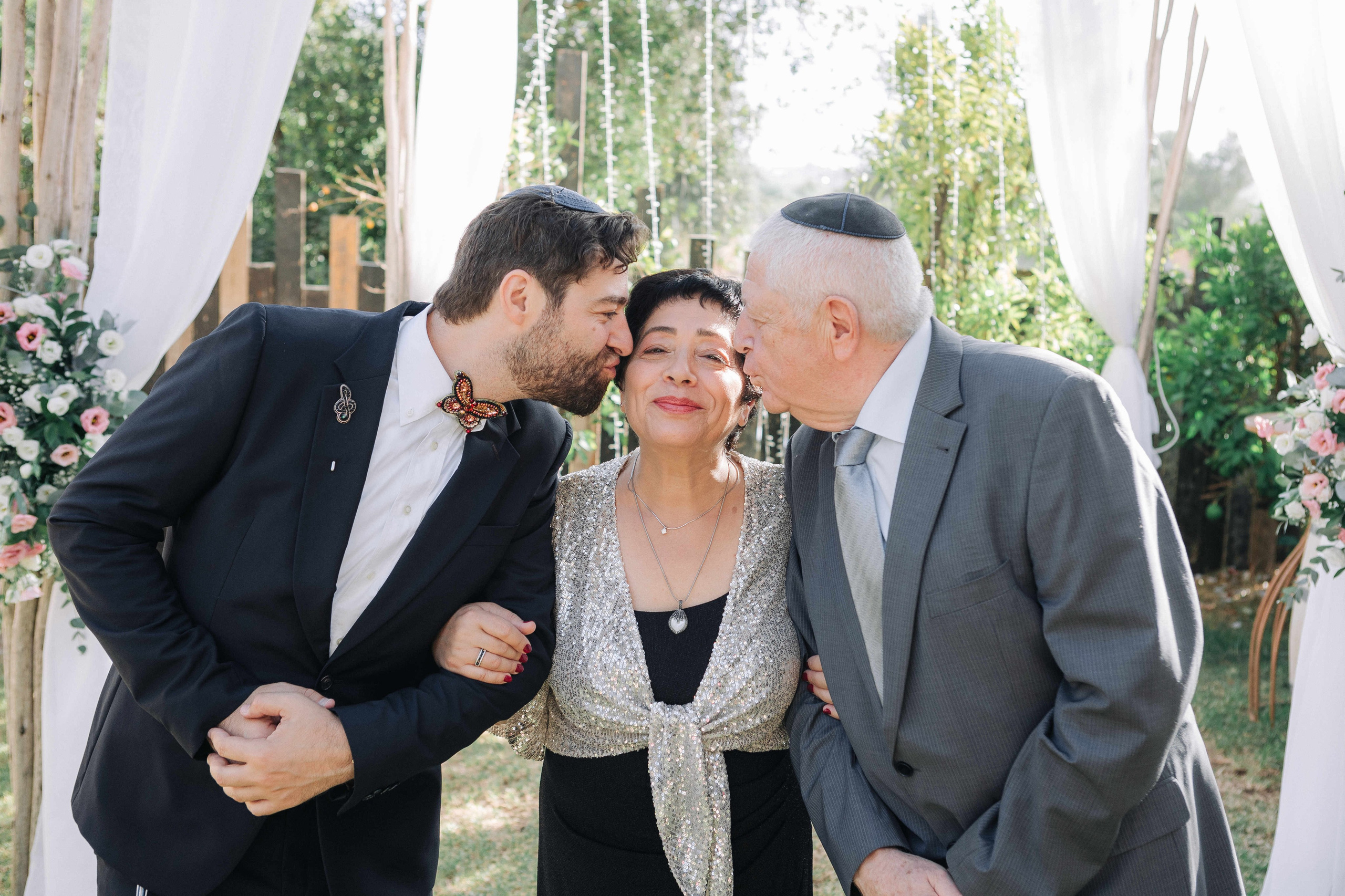 WEDDING OUT OF CITY. PHOTOGRAPHER IN ISRAEL