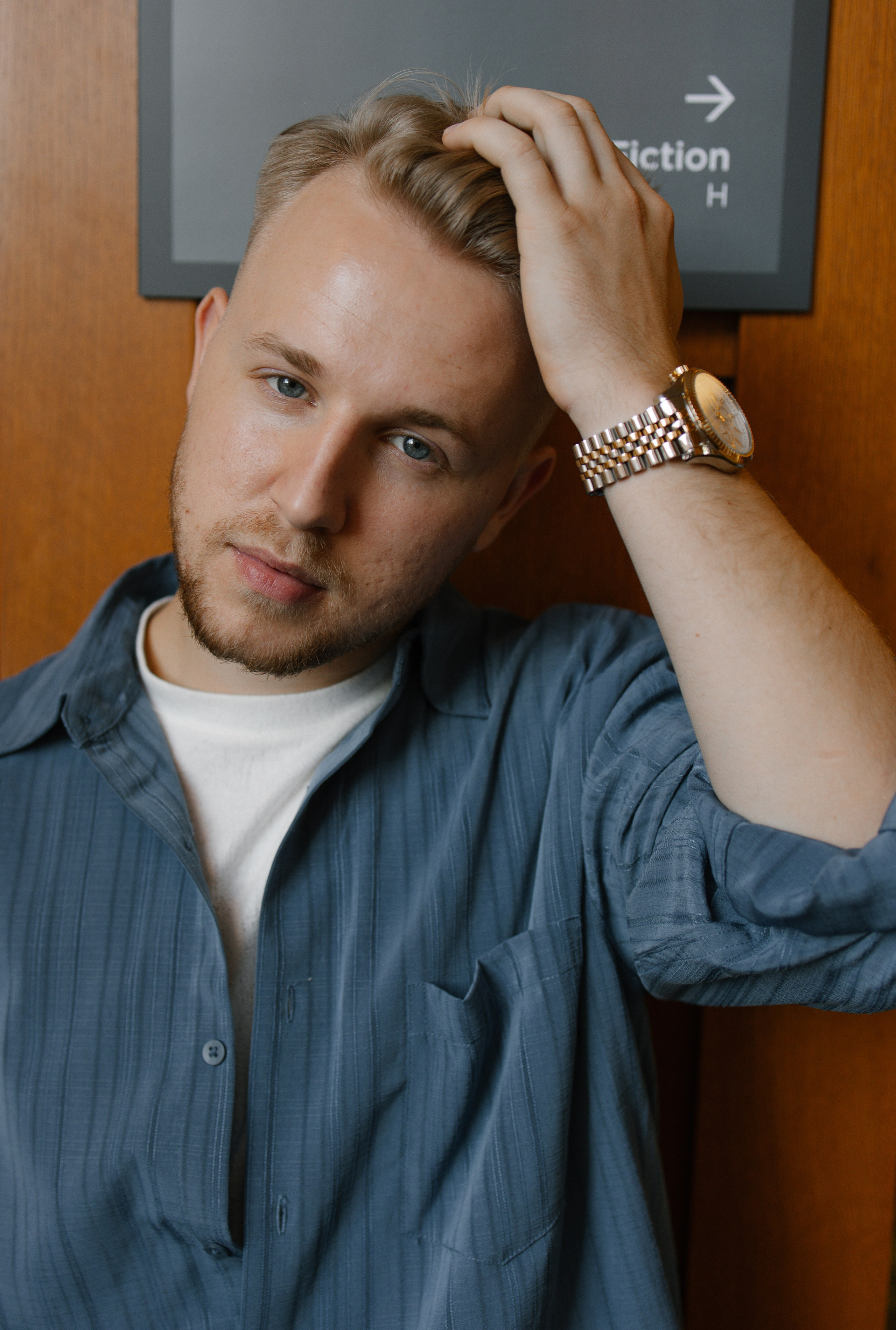 Central Library. Family photographer Oregon — Washington