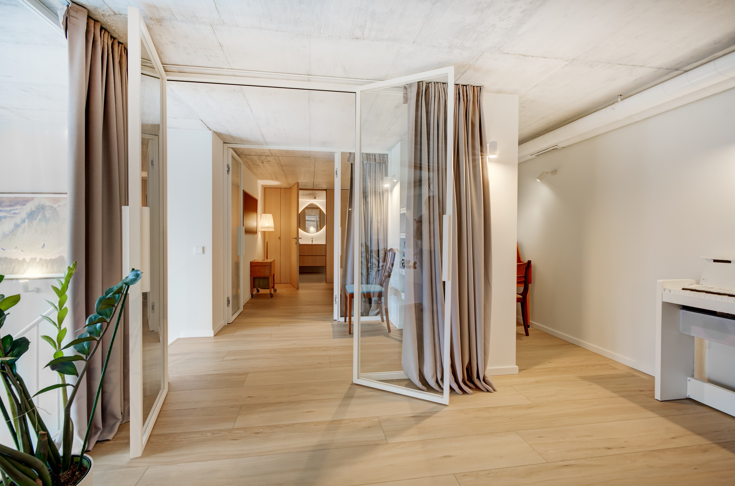 Kauno g. 32B. Elina Sapiega fotografė Vilniuje