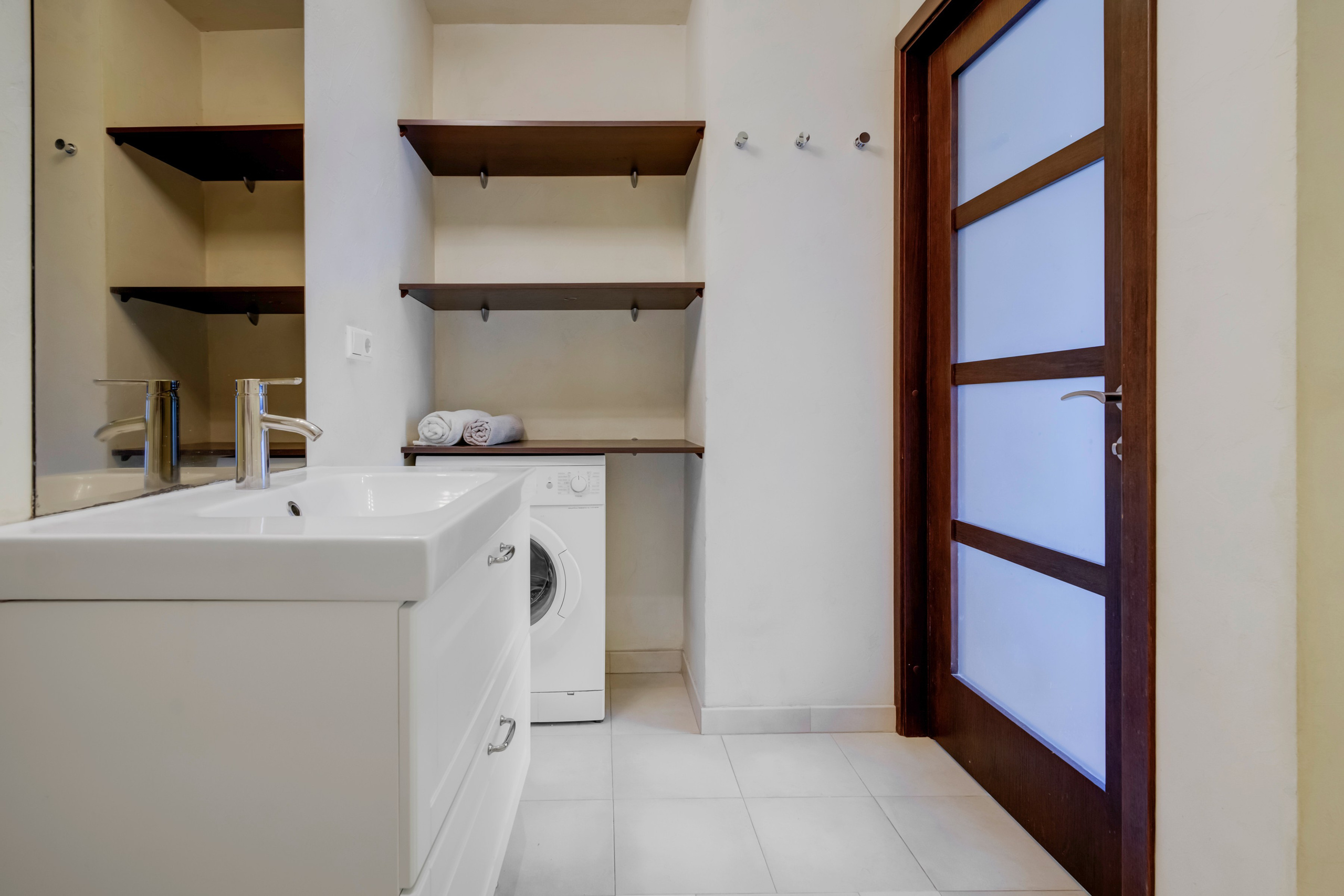 Pamėnkalnio g. 3. Elina Sapiega fotografė Vilniuje