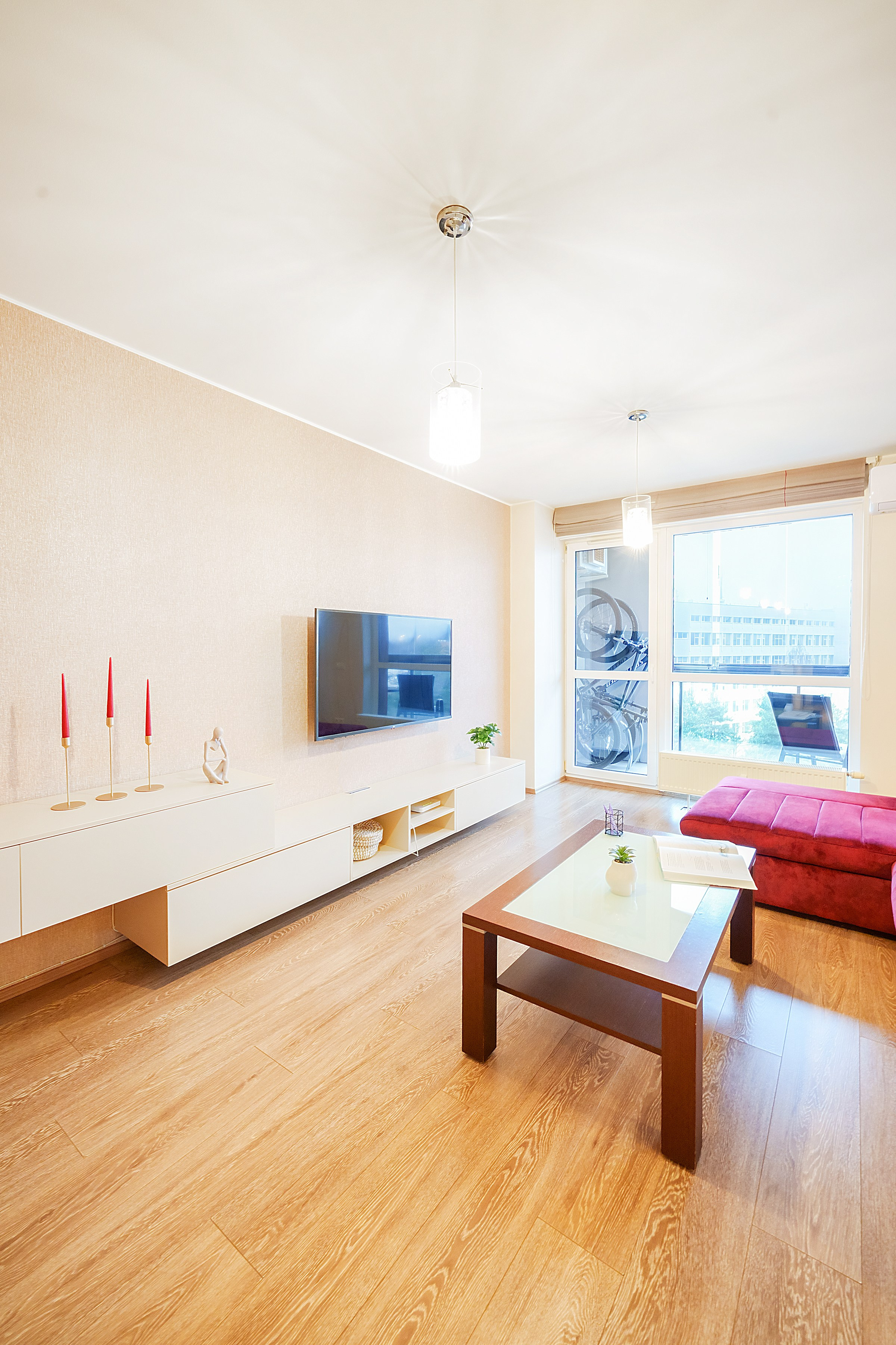 Bajorų kelias 1. Elina Sapiega fotografė Vilniuje