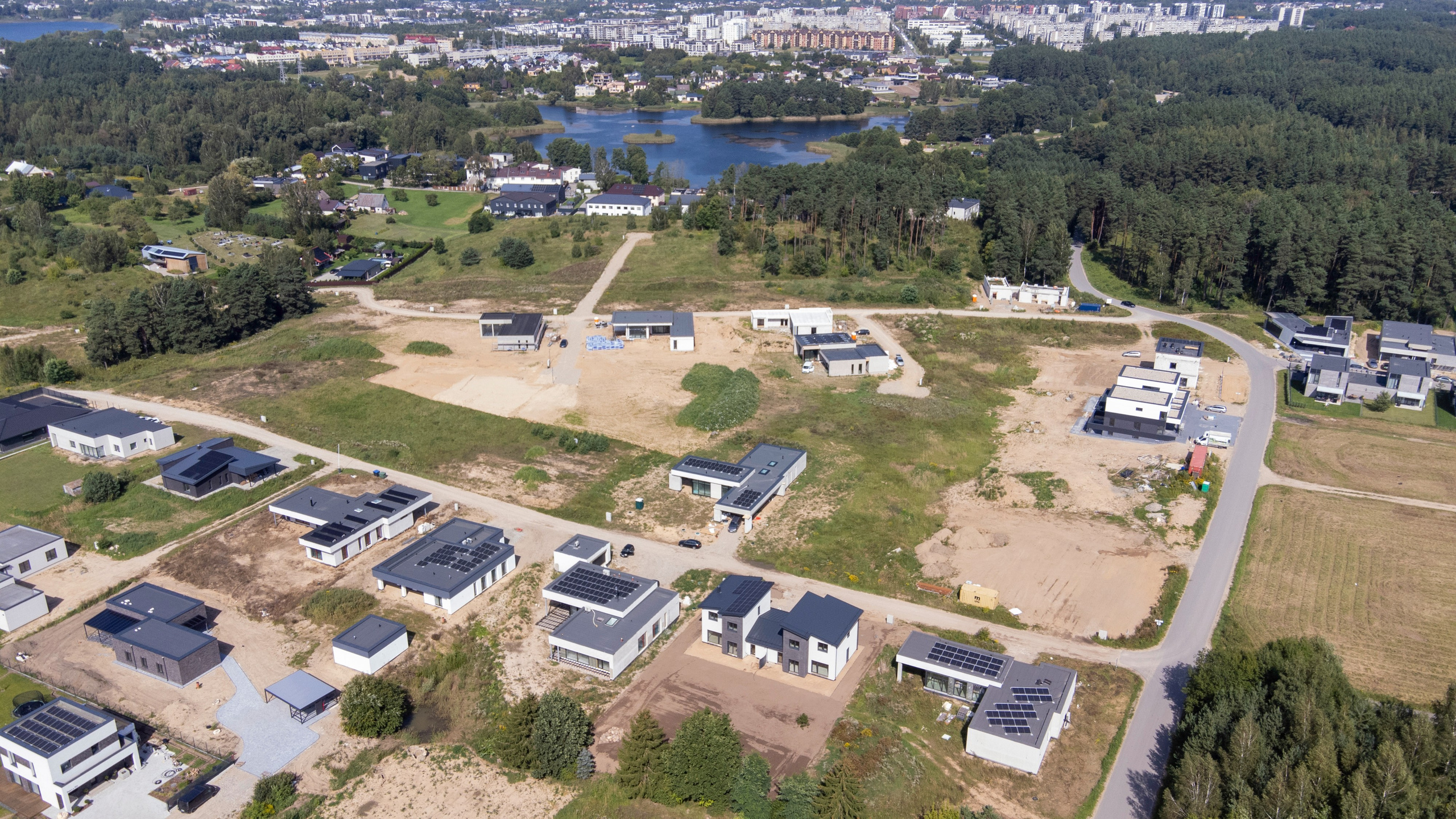 Debesų g. 4, Salotė. Elina Sapiega fotografė Vilniuje