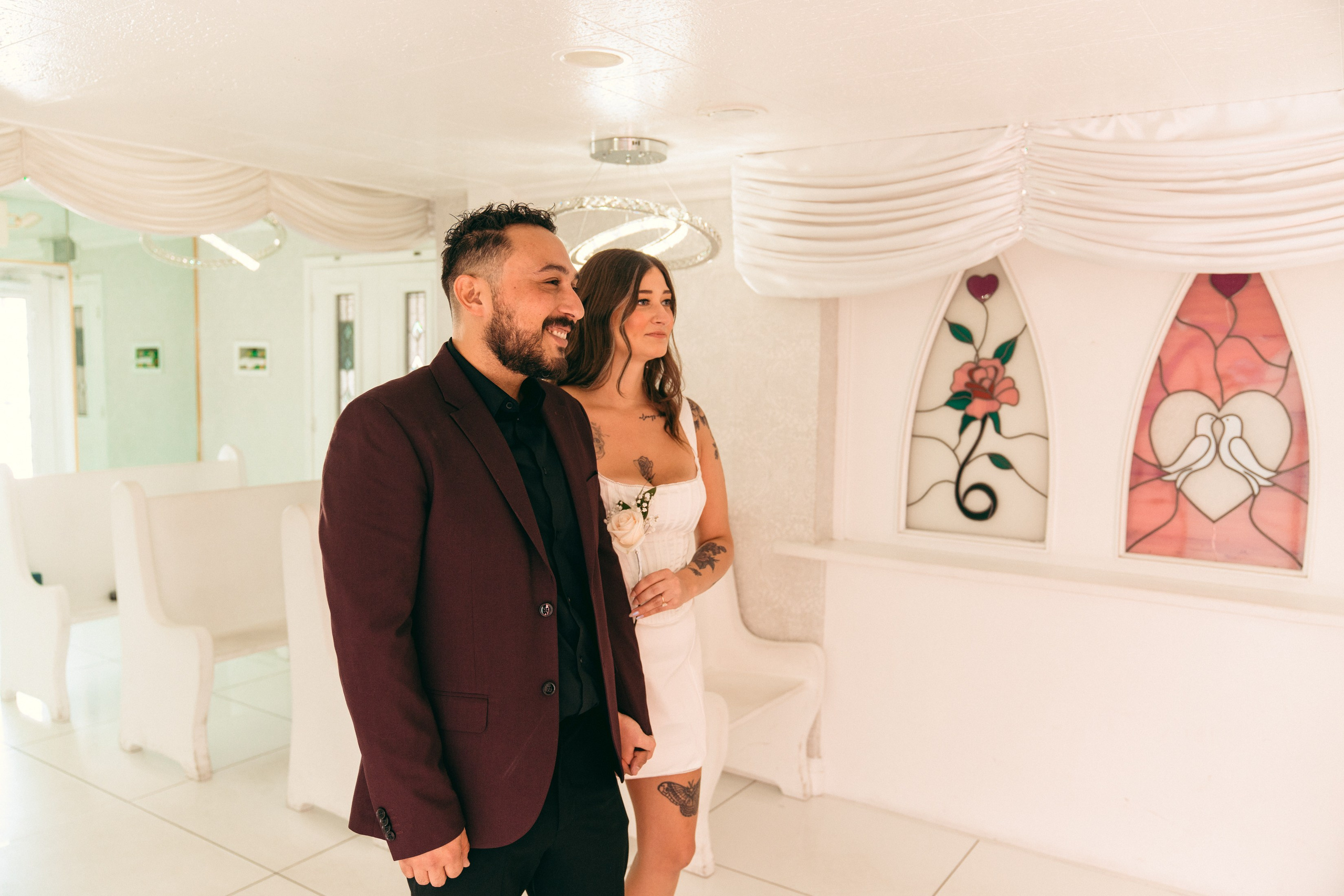 Erin&Jonathan. Wedding & elopement photographer Viktoriya Kravtsov. Las Vegas