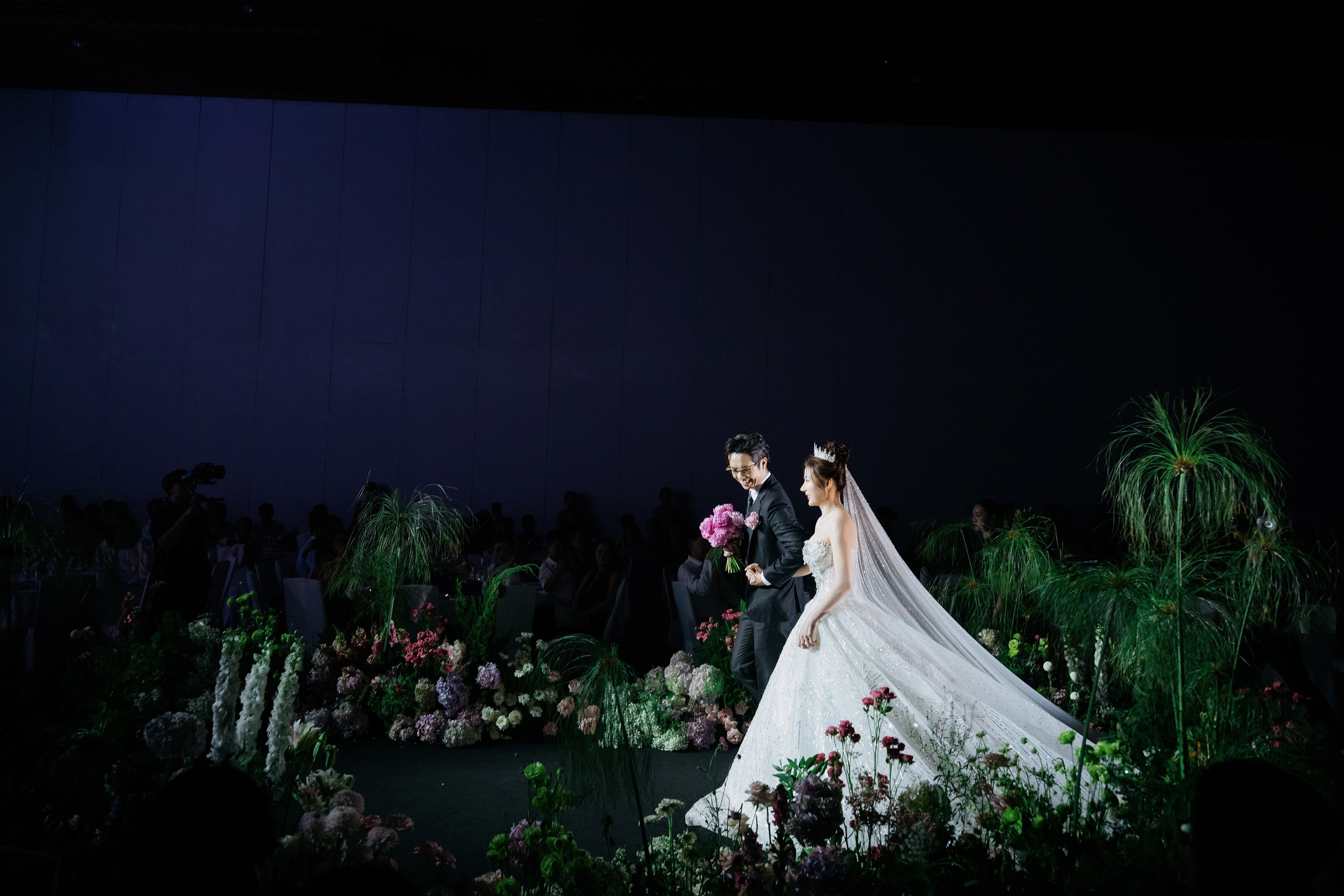 Nicholas & KimThanh / GemCenter 24.05.2026. Nhiếp ảnh gia đám cưới hàng đầu tại Thành Phố Hồ Chí Minh