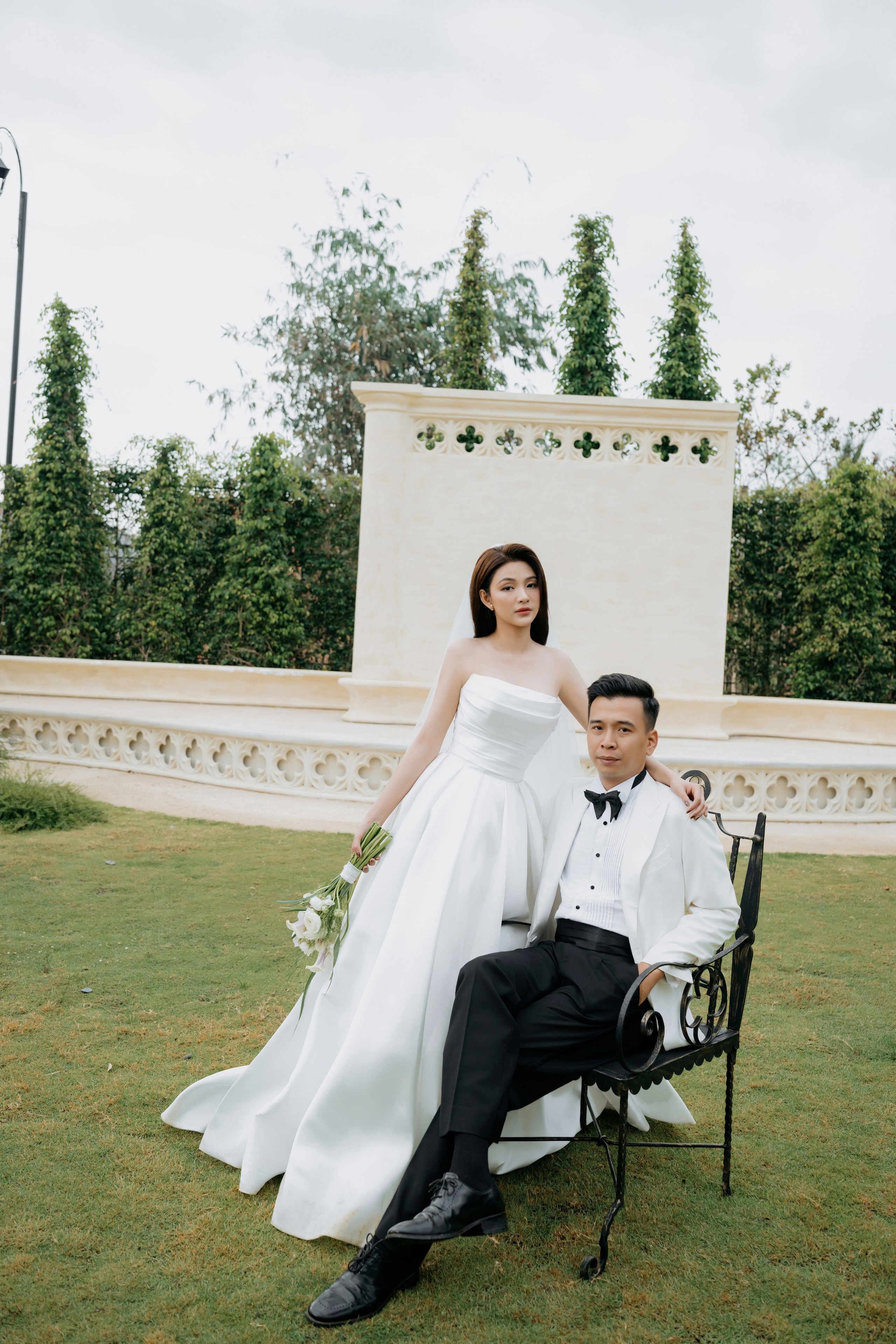 THU & NHU / An garden. Saigon Wedding Present | Art Beyond Moments