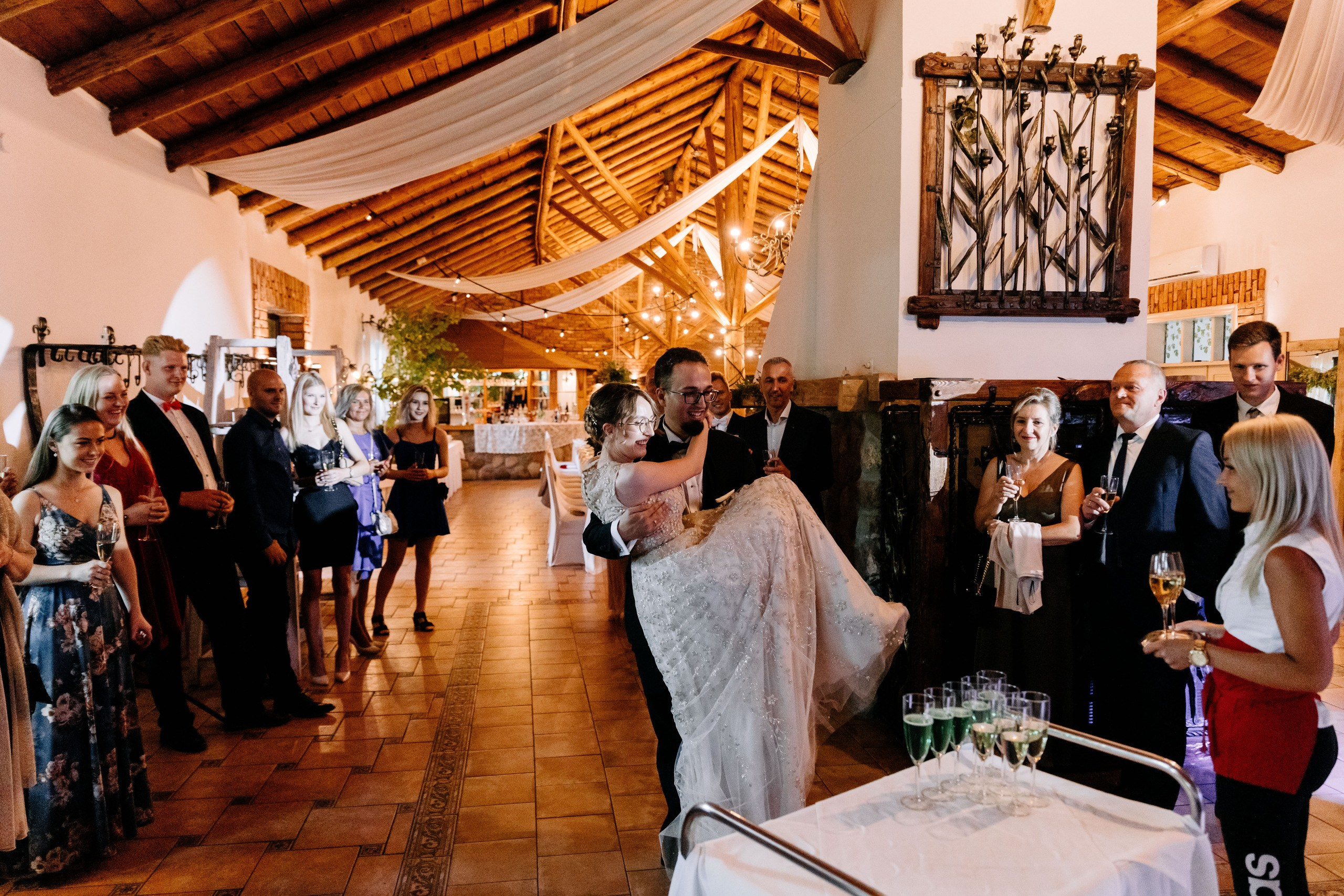 Marta ♡ Piotrek. Fotograf Ślubny Warszawa - Sesje Biznesowe Rodzinne Eventy