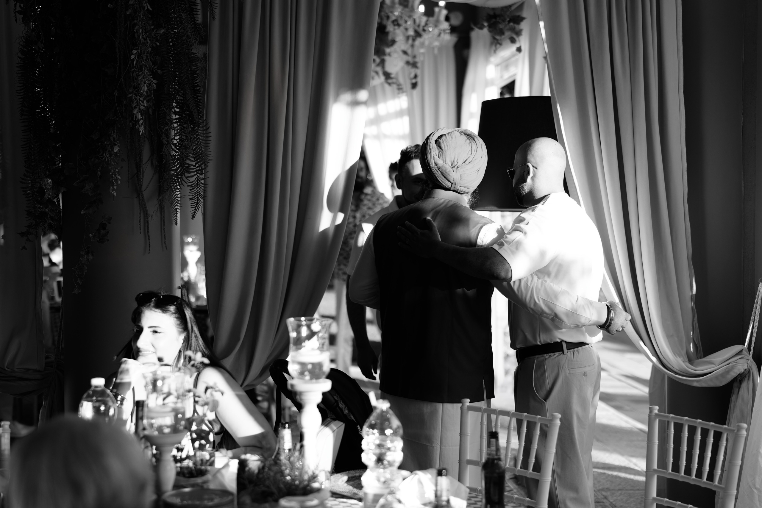 Pizza Party at Tenuta Massini, Florence, Italy. Destination Wedding Photographer — Nikita Burtsev