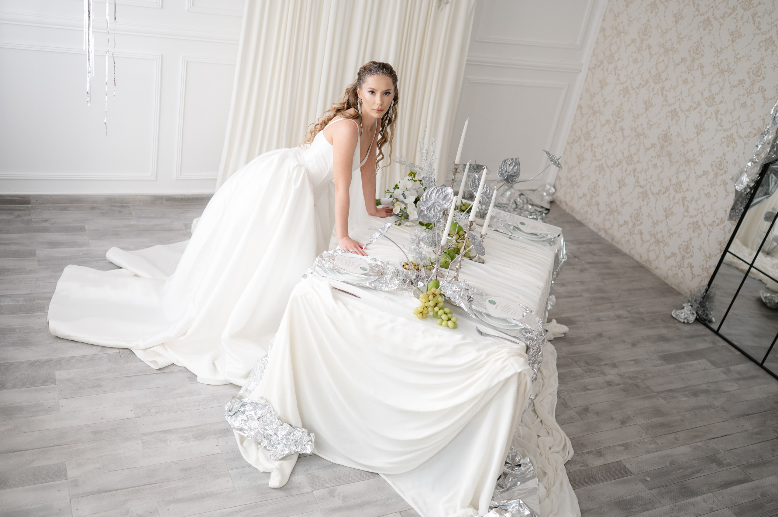 Bride with a concept silver Chrome. Alexandra Hanu Photographer