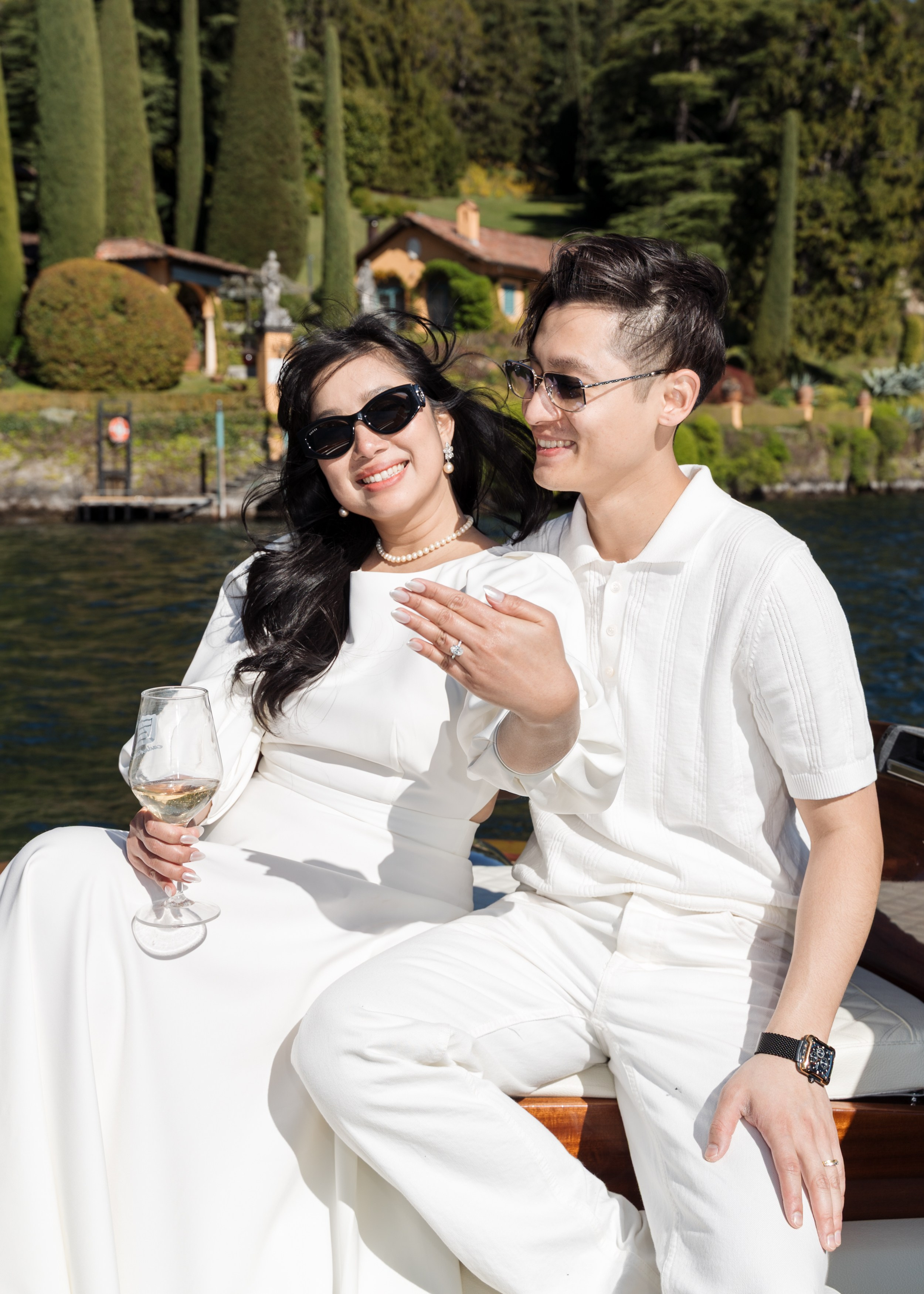 Secret Proposal on a Boat in Lake Como. Proposal Photographer in Lake Como