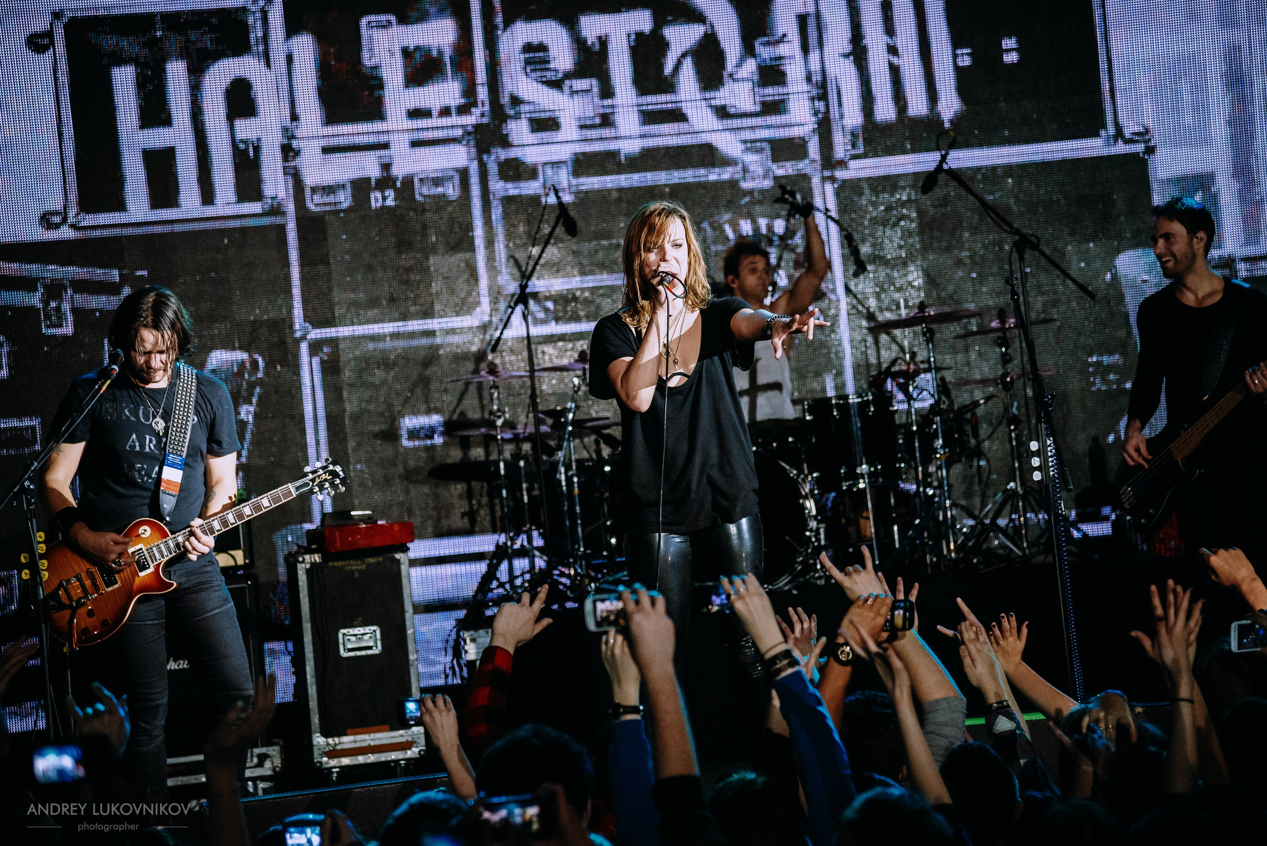 Halestorm. Into the Wild Life Tour 2016