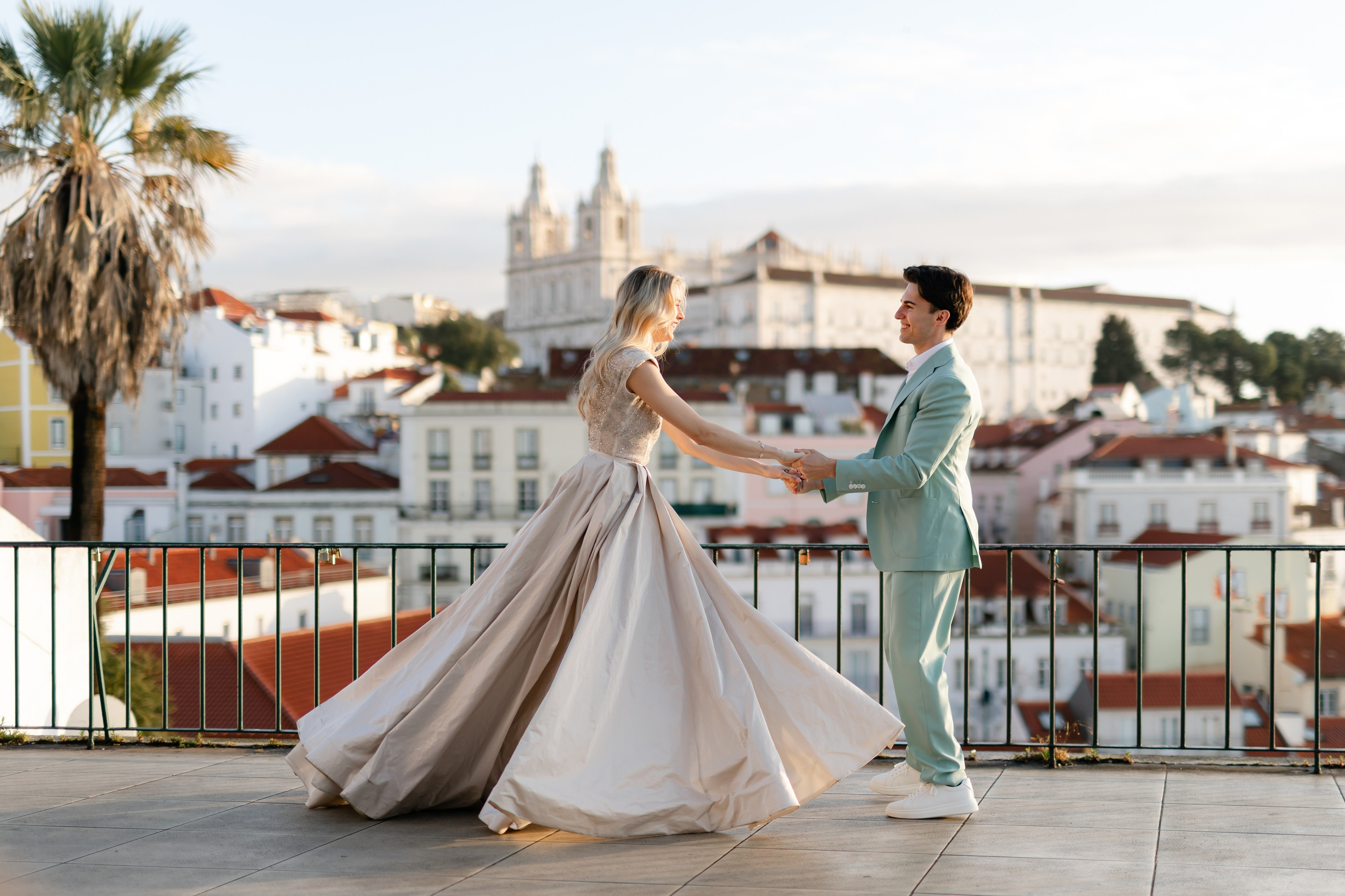 Vivien & Razvan. Main