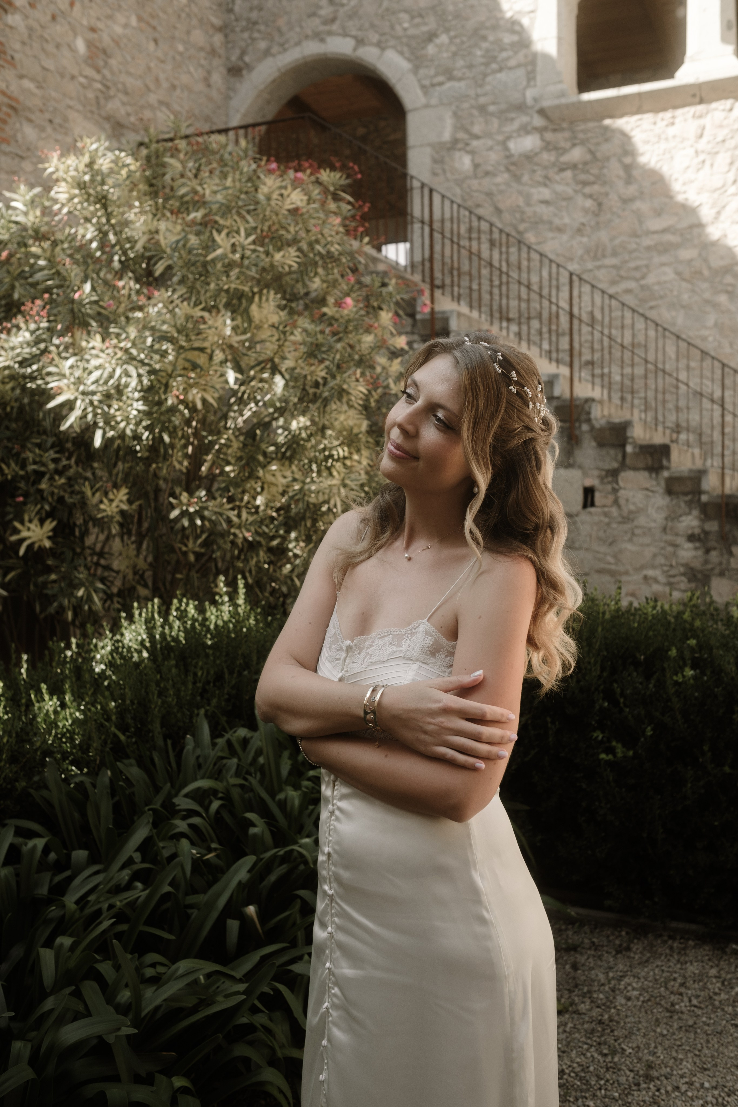 Svetlana & Alman. Monestir Sant Salvi. Paola fotógrafo / videografo de bodas en Barcelona