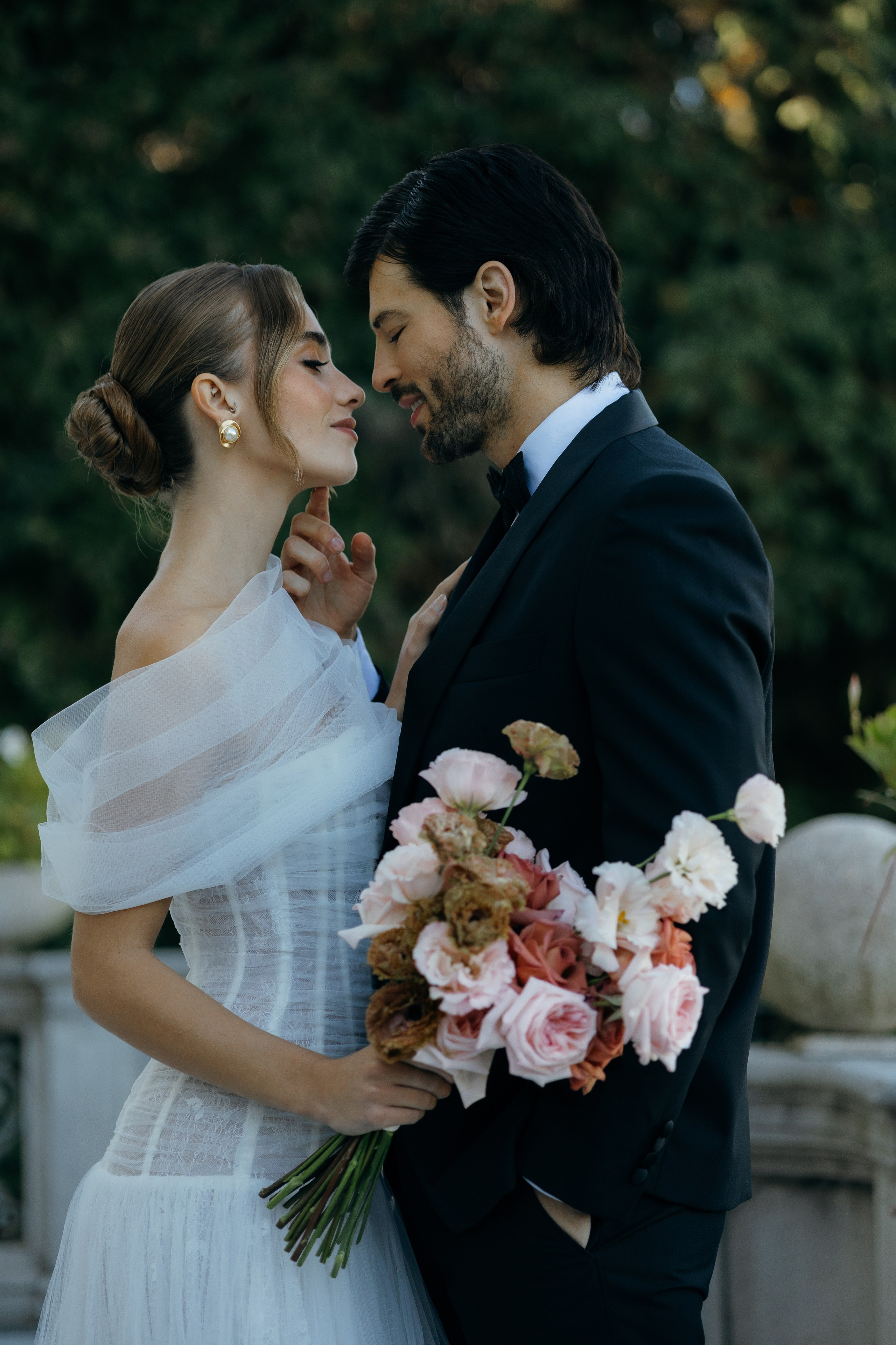 Catherine and Samuel. Sara Luca Wedding Photographer in Italy and Europe