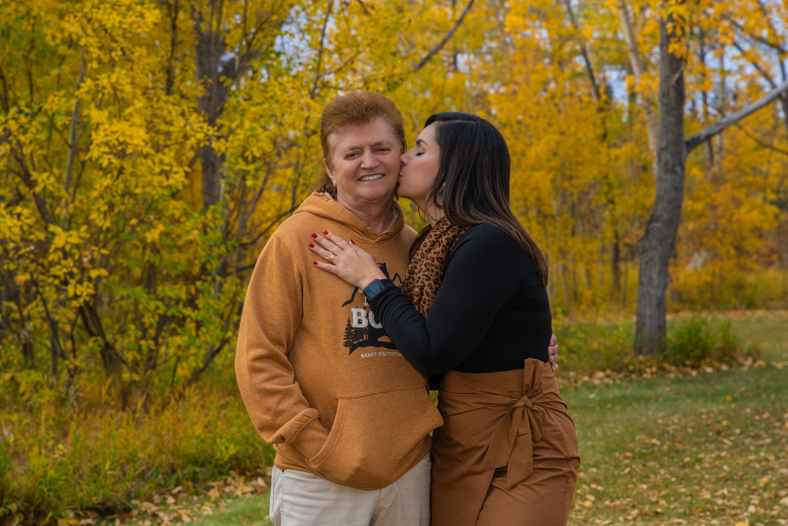 Ariana’s Family. Carlos Lima Photography — Photographer in Calgary
