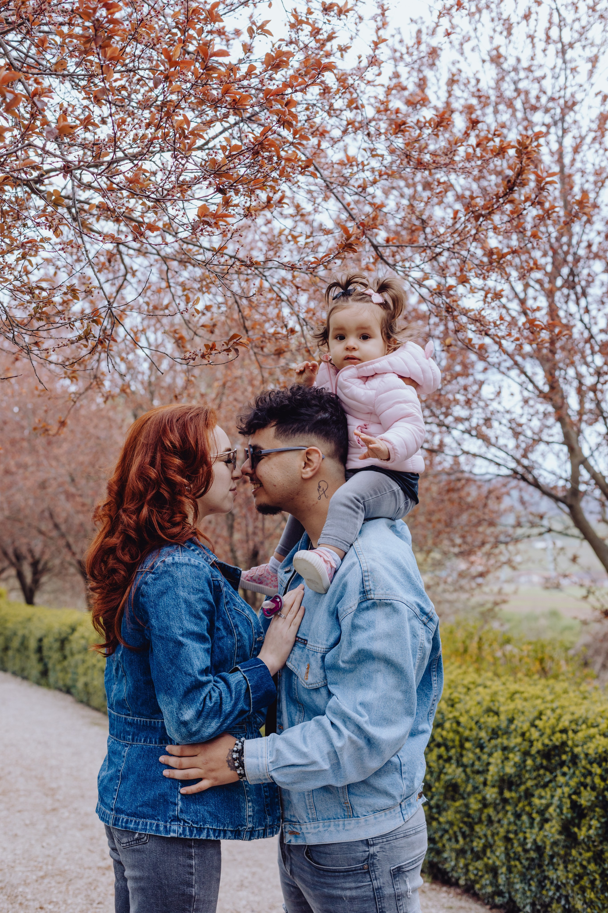 Paul & Maria. Wedding & couple photographer from Romania Rut Vetan