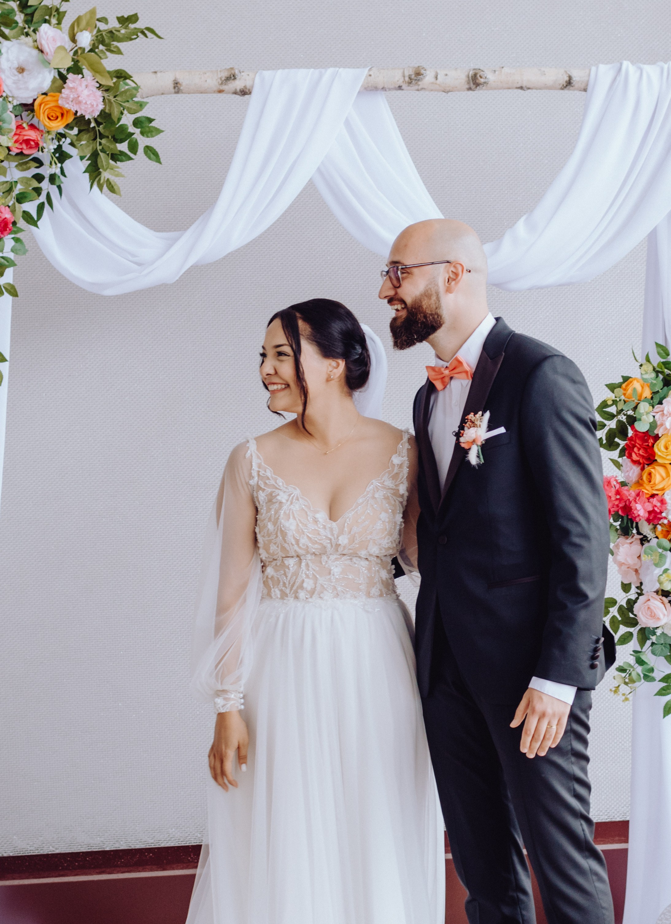 Moise & Delia. Wedding & couple photographer from Romania Rut Vetan