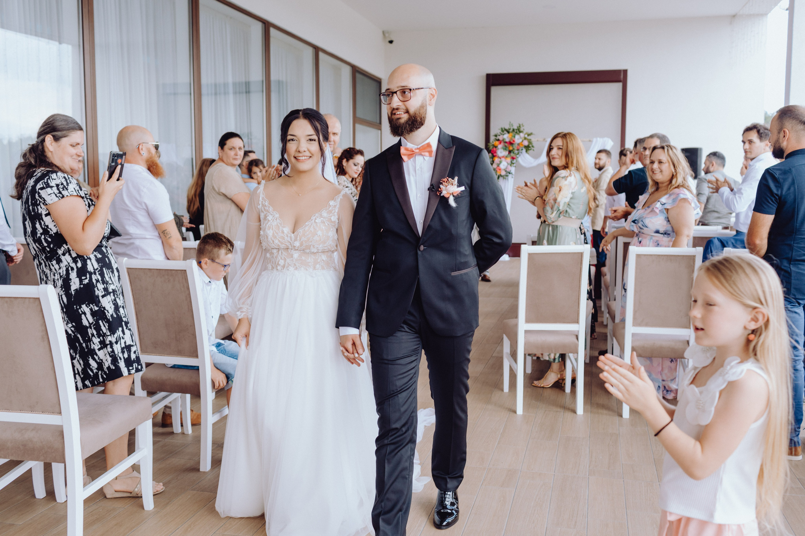 Moise & Delia. Wedding & couple photographer from Romania Rut Vetan