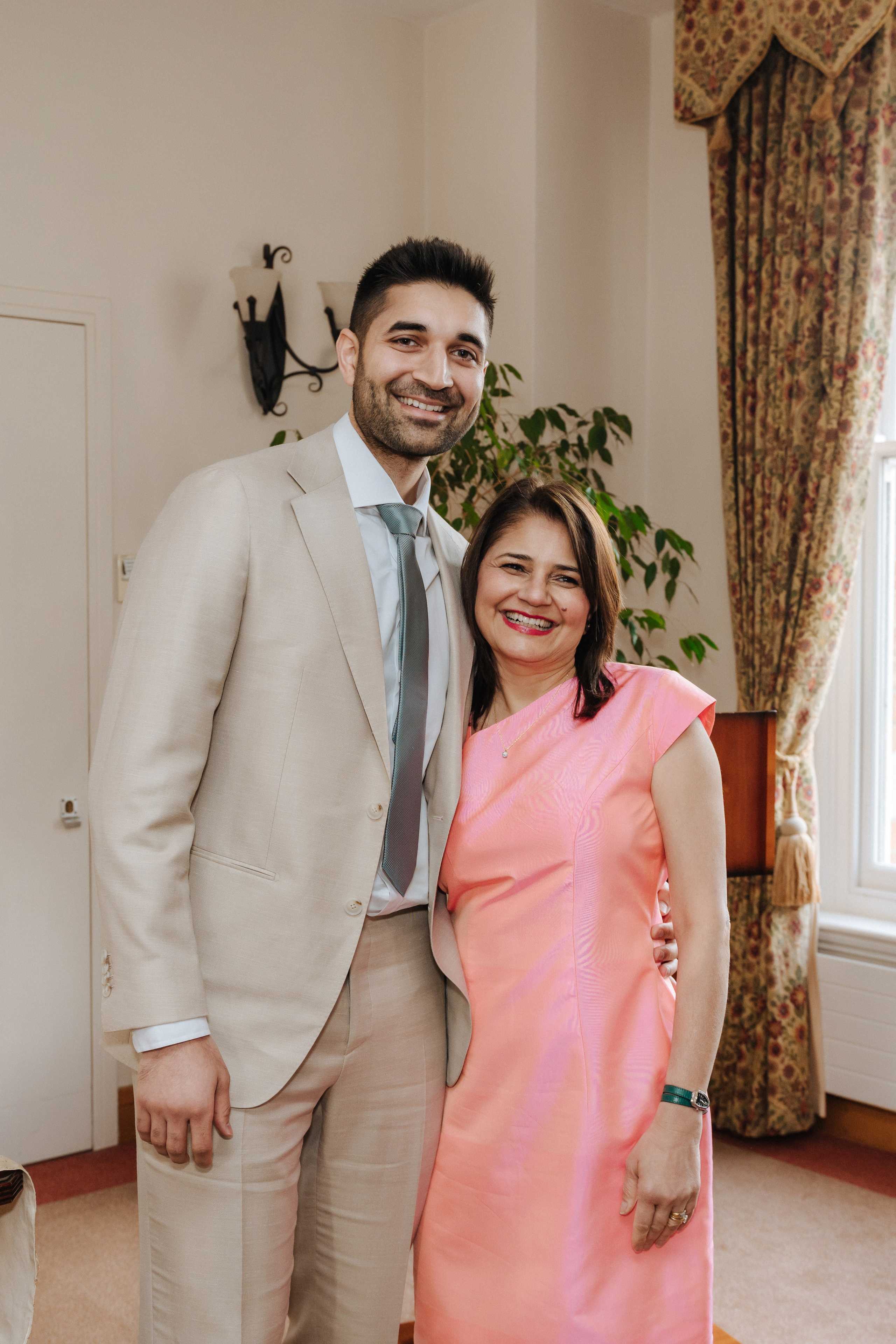 St Albans Register Office, St Albans Register Office wedding , St Albans, wedding in St Albans, civil ceremony in St Albans Register Office, small wedding, photographer for small wedding in St Albans Register Office