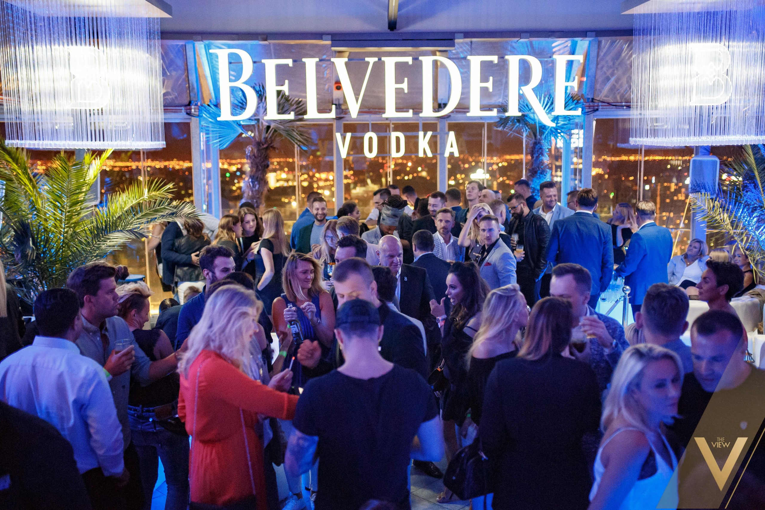 Parties. Alex Kibuk — Fotografia Imprez Firmowych i Eventów w Warszawie