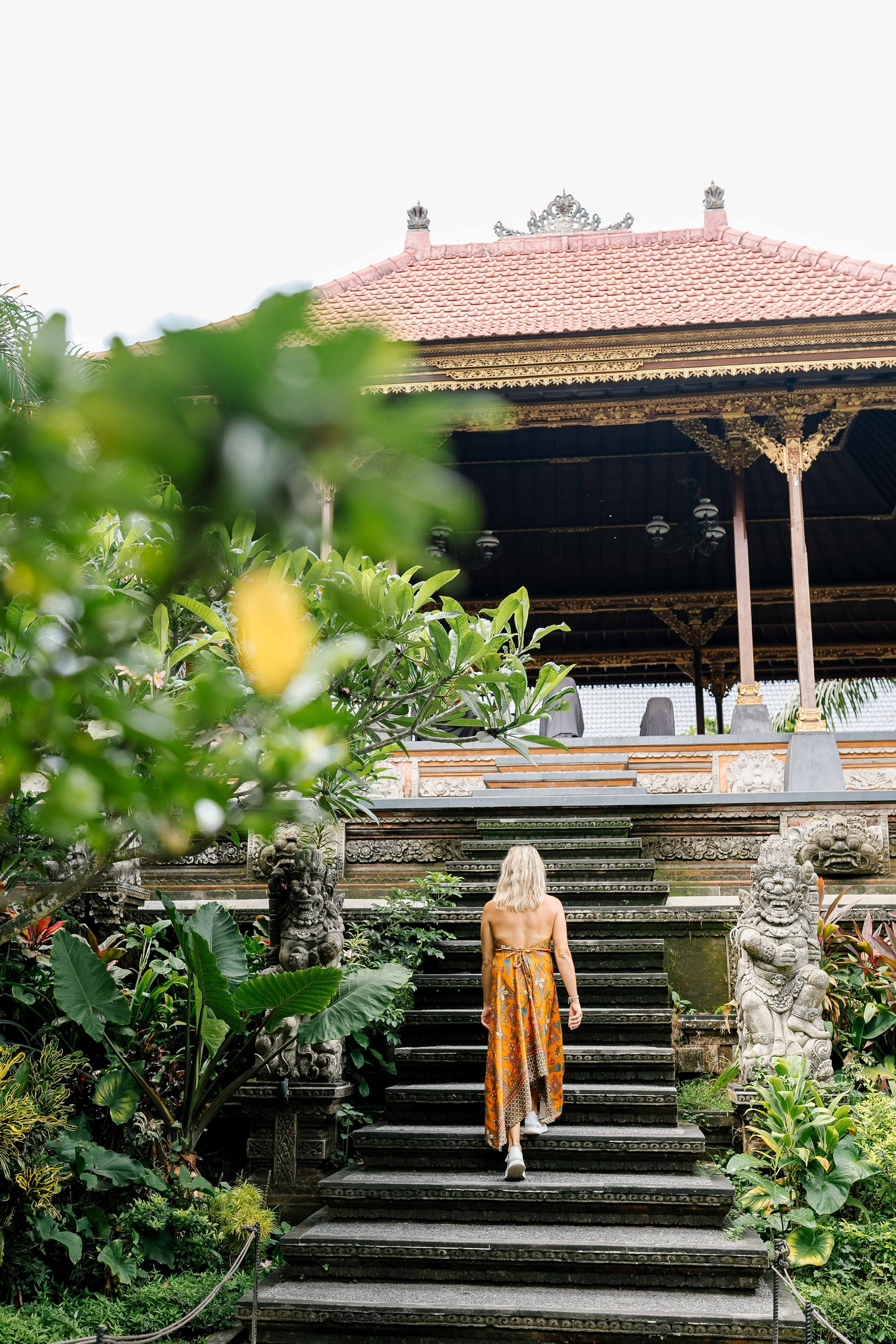 Honeymoon Photoshoot in bali. Female Photographer in Bali