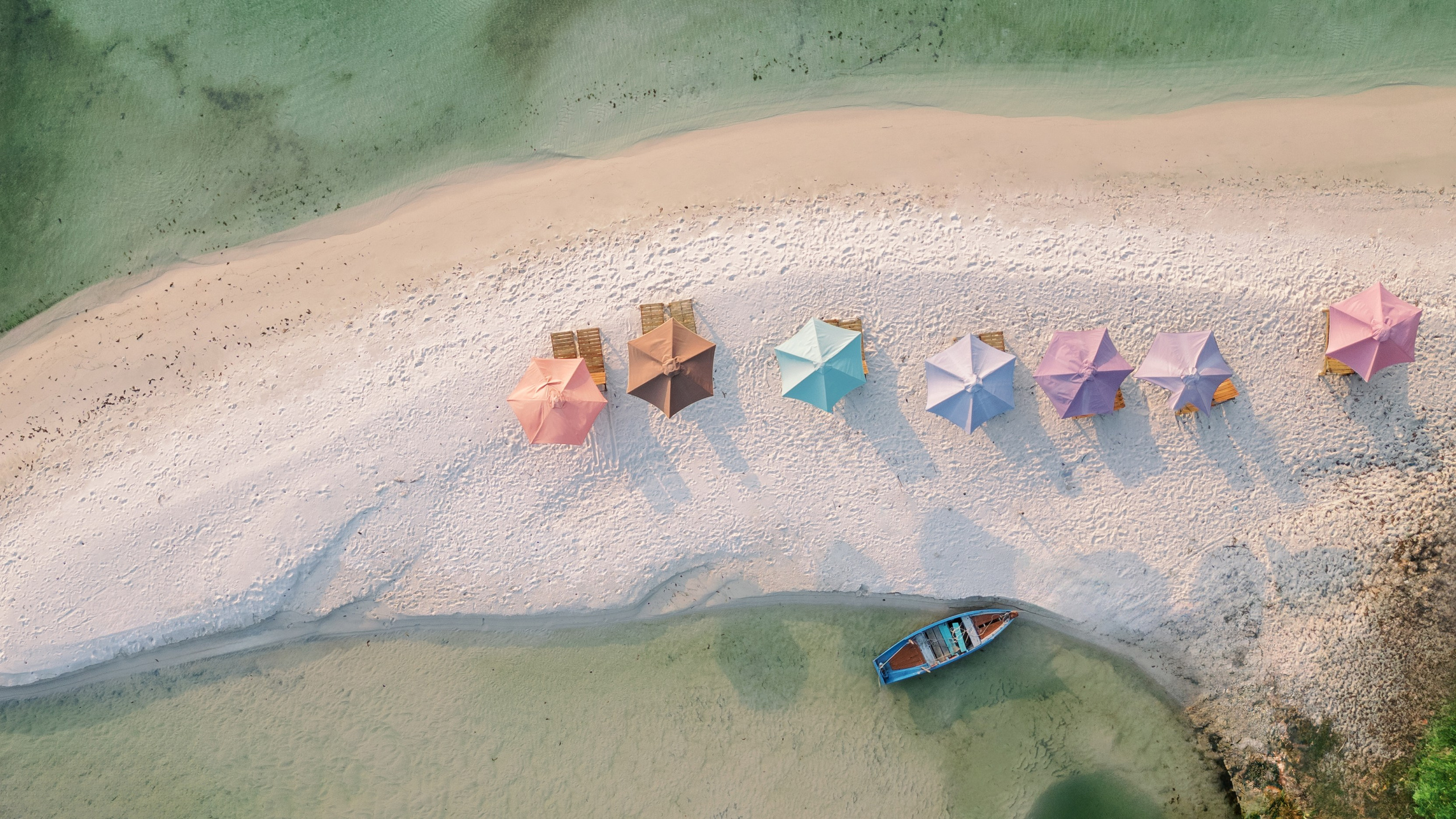 Contact. Photographer Phu Quoc