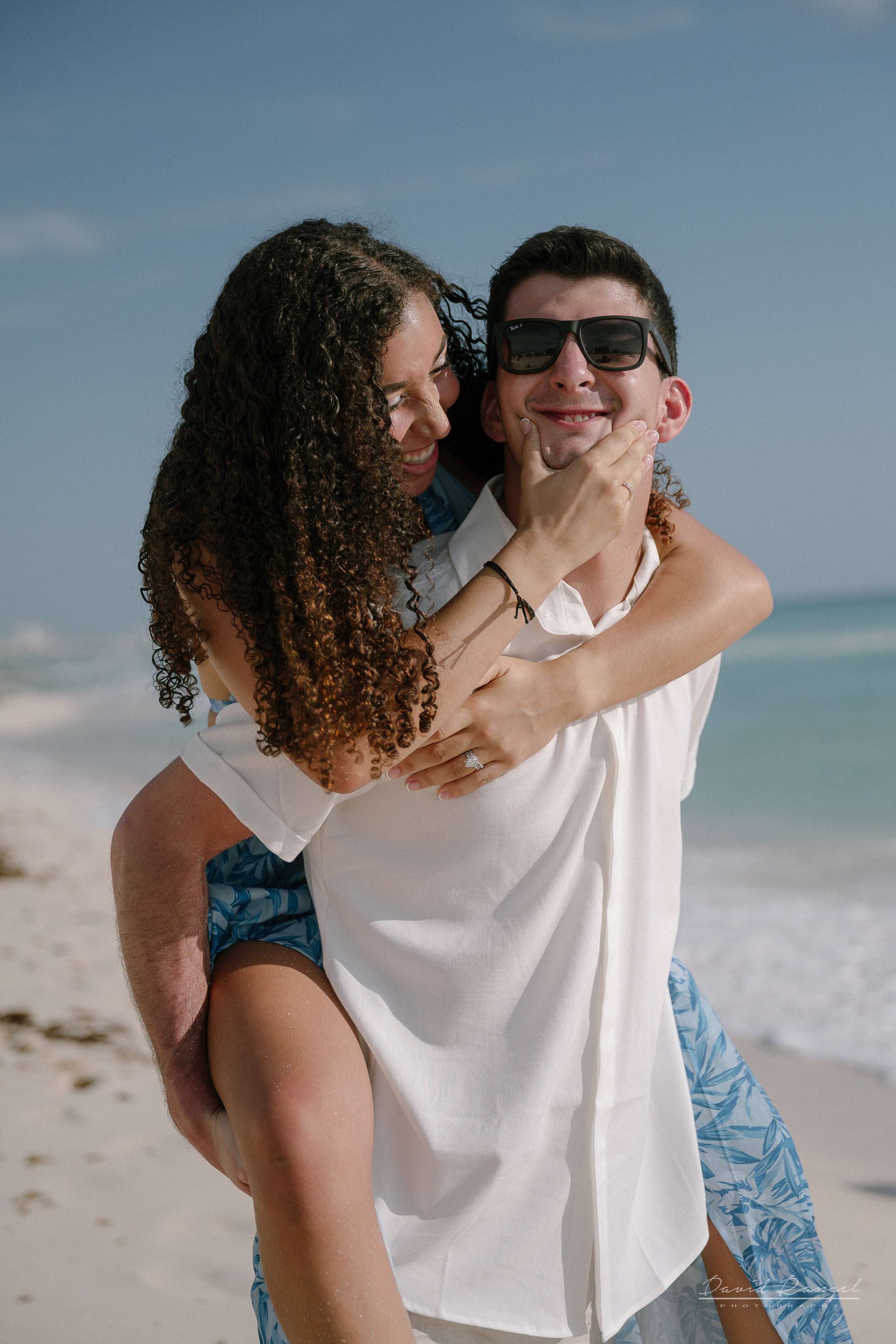 Gabi Guilliod — Family Session — Playa Delfines. Destination wedding photographer based in Cancun and Riviera Maya with service worldwide