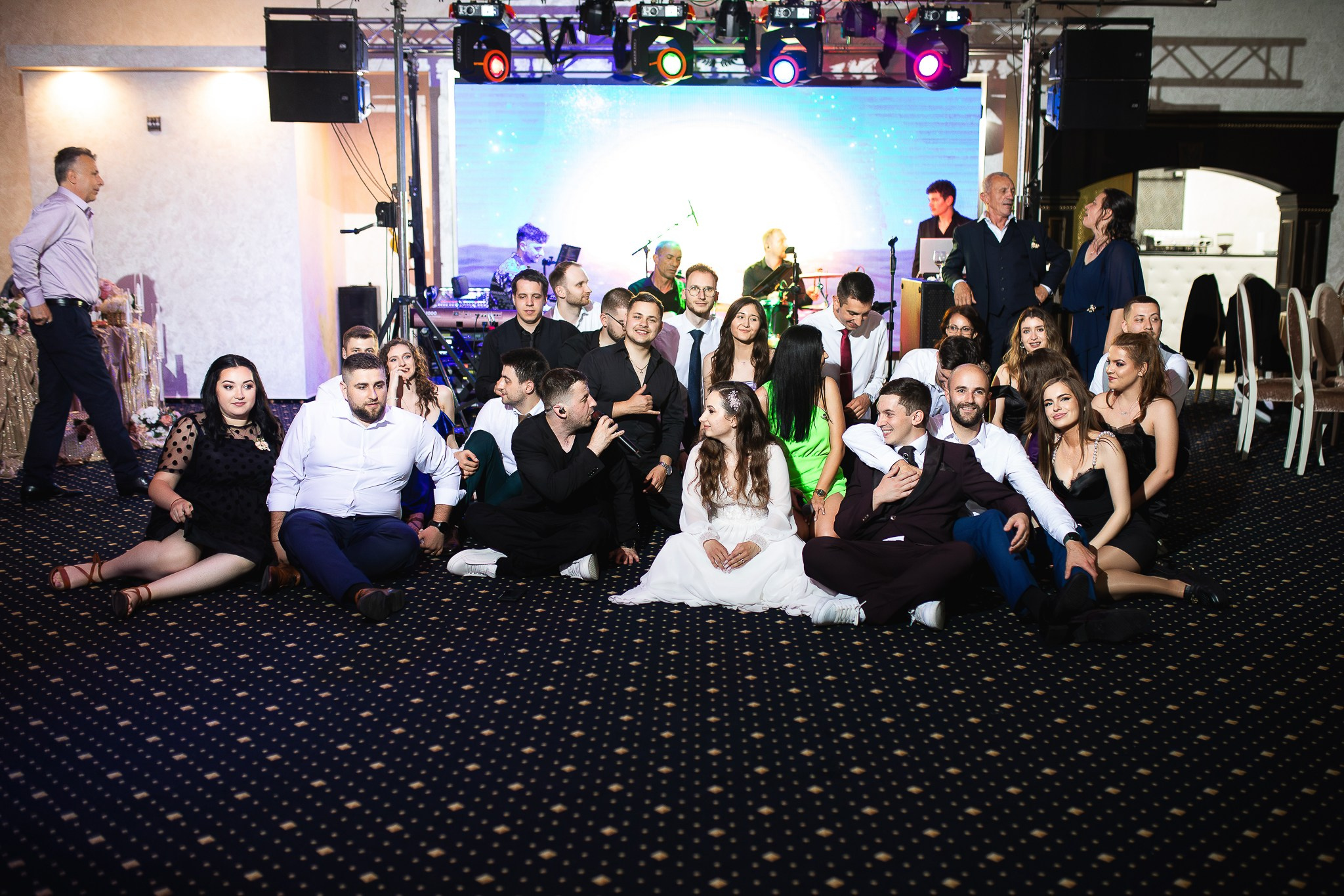 Gabriela & Alexandru. Vlad Aconstantinesei Photographer