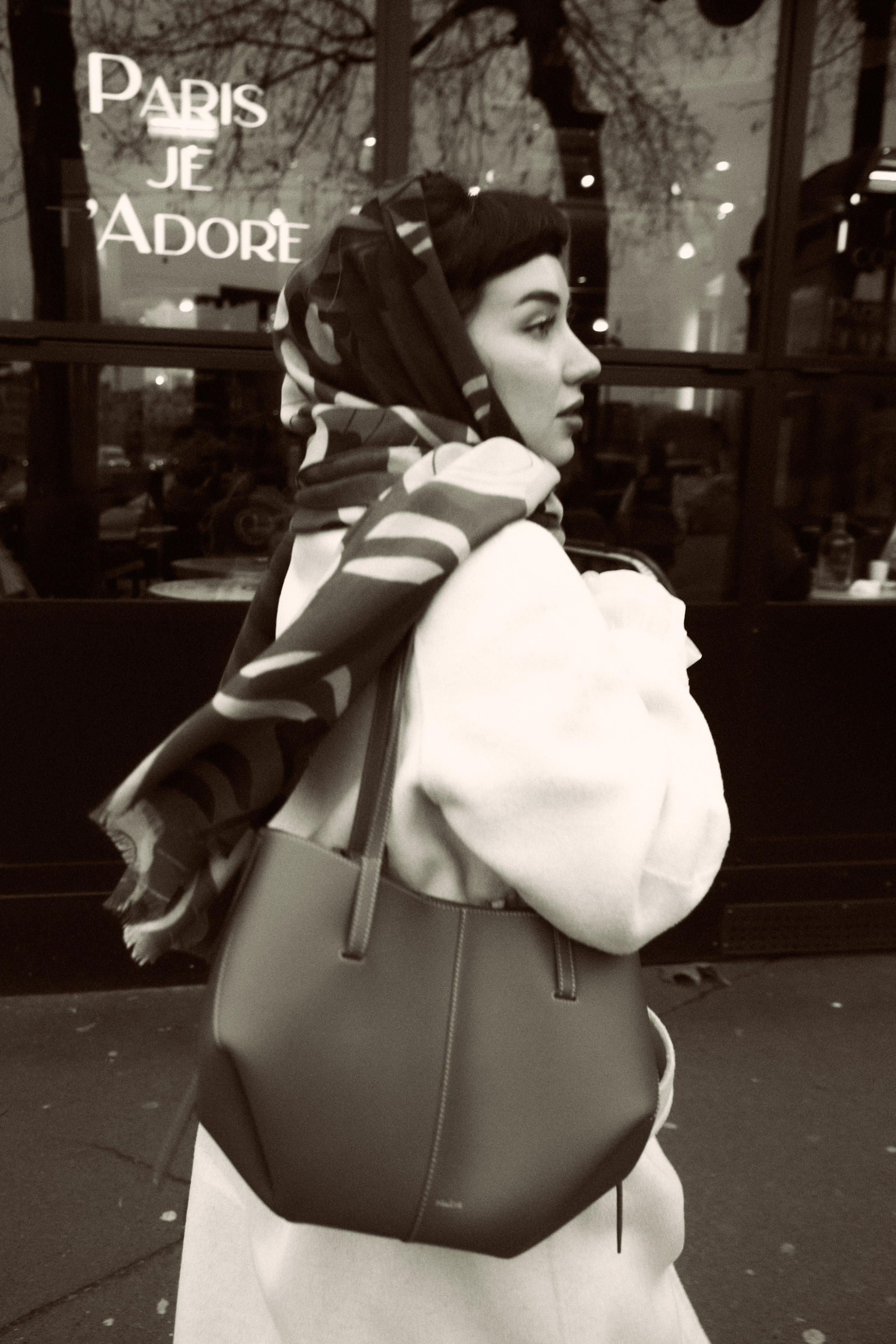 Li. Фотограф Париж