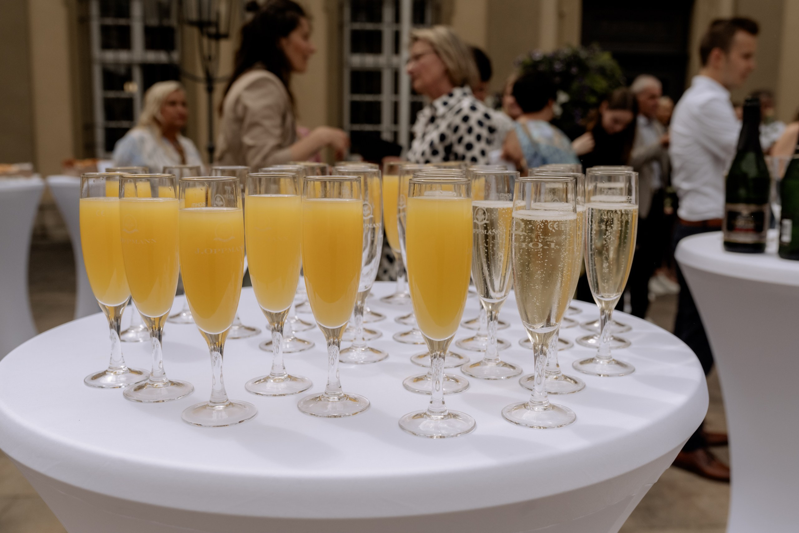 Chom & Kevin | Romantische Hochzeitsbilder in Würzburg – Hochzeitsfotografin Anna Saribekyan. Hochzeitsfotograf Würzburg | Anna Saribekyan