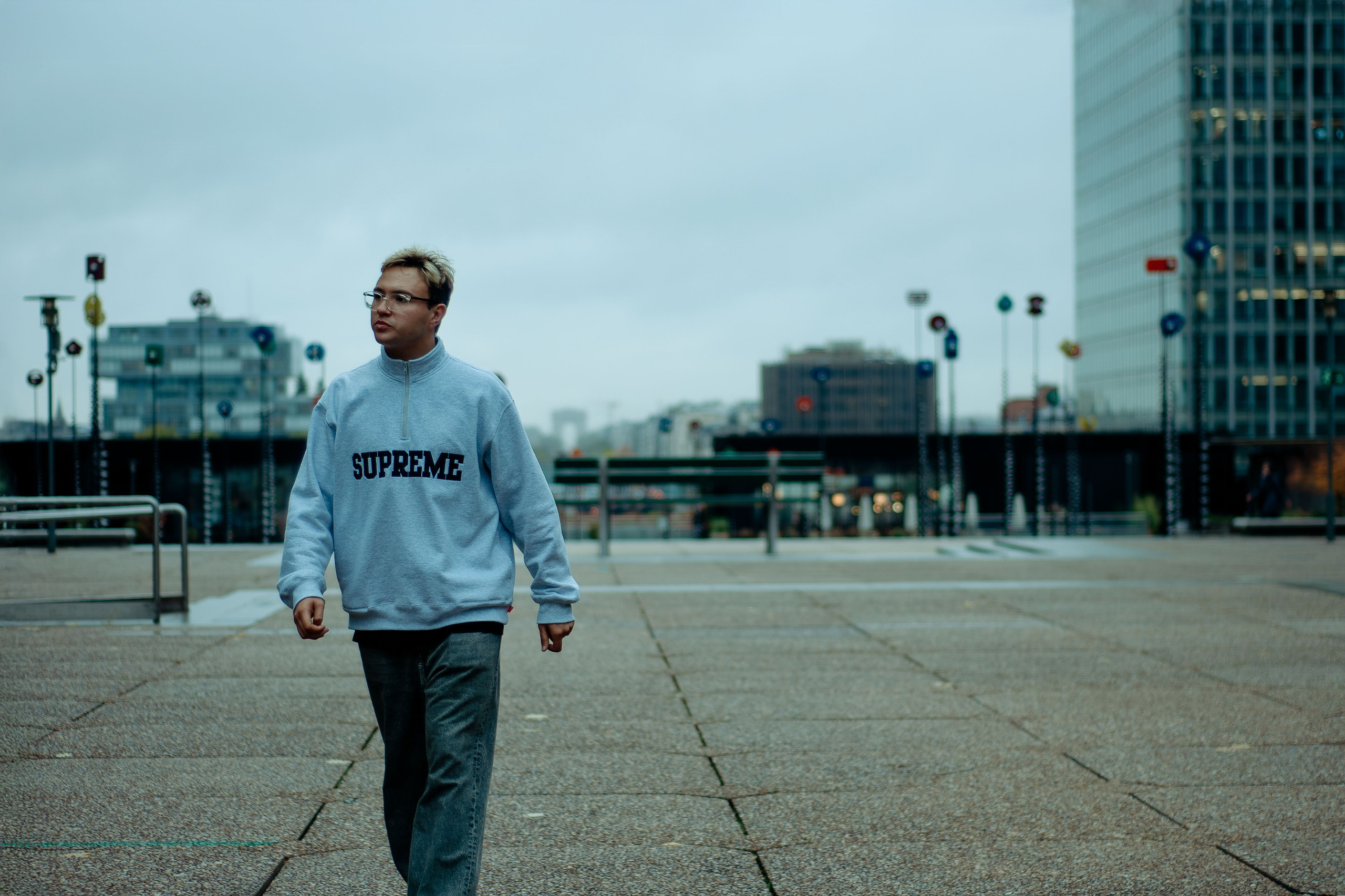 Мужская фотосессия в урбанистичном Париже. Фотограф в Париже Полина Осипова