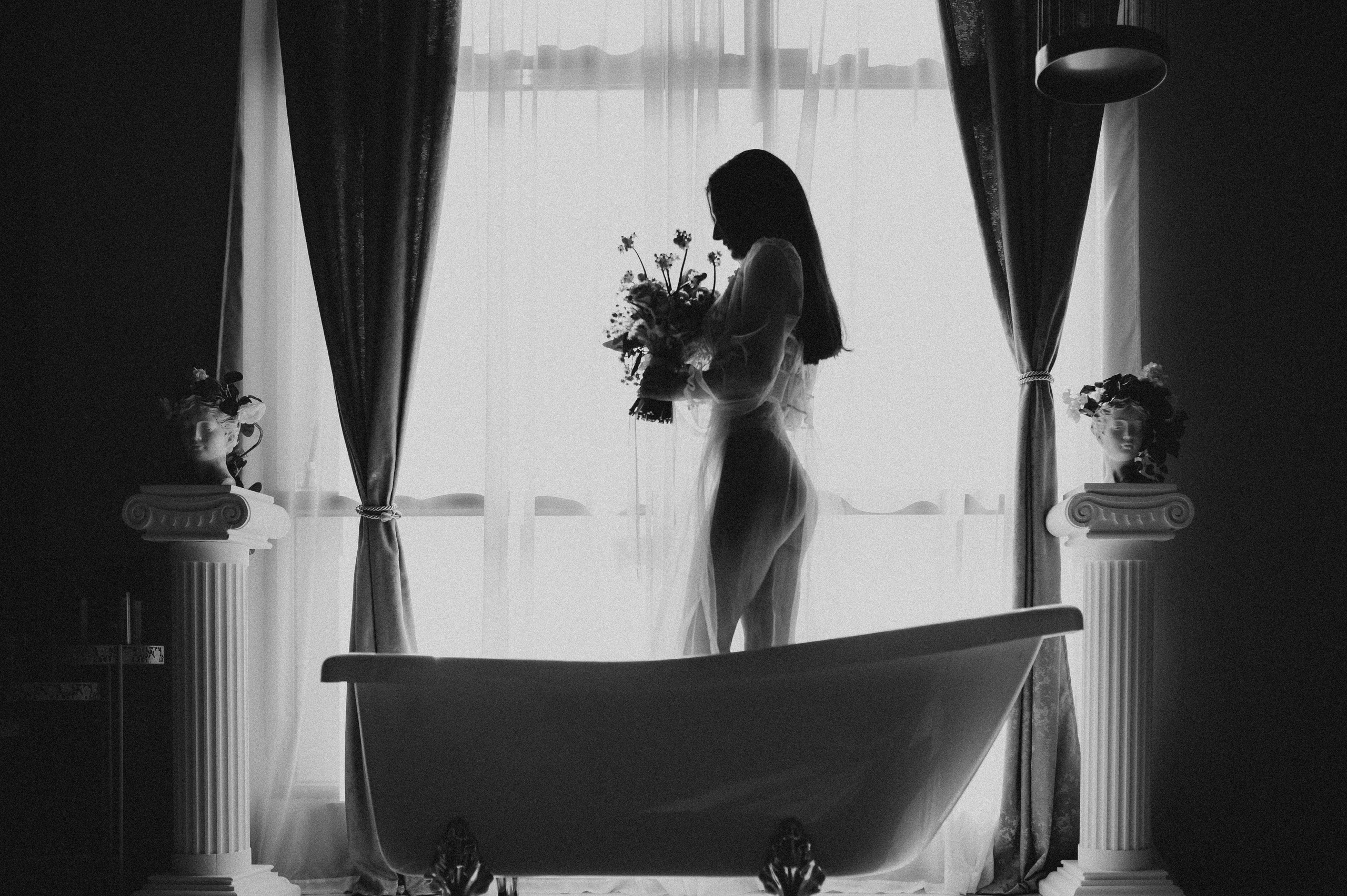 Sedinta foto boudoir. Proud Vision Weddings | Wedding Photography & Film — Servicii profesionale Foto Video Nunta Iasi