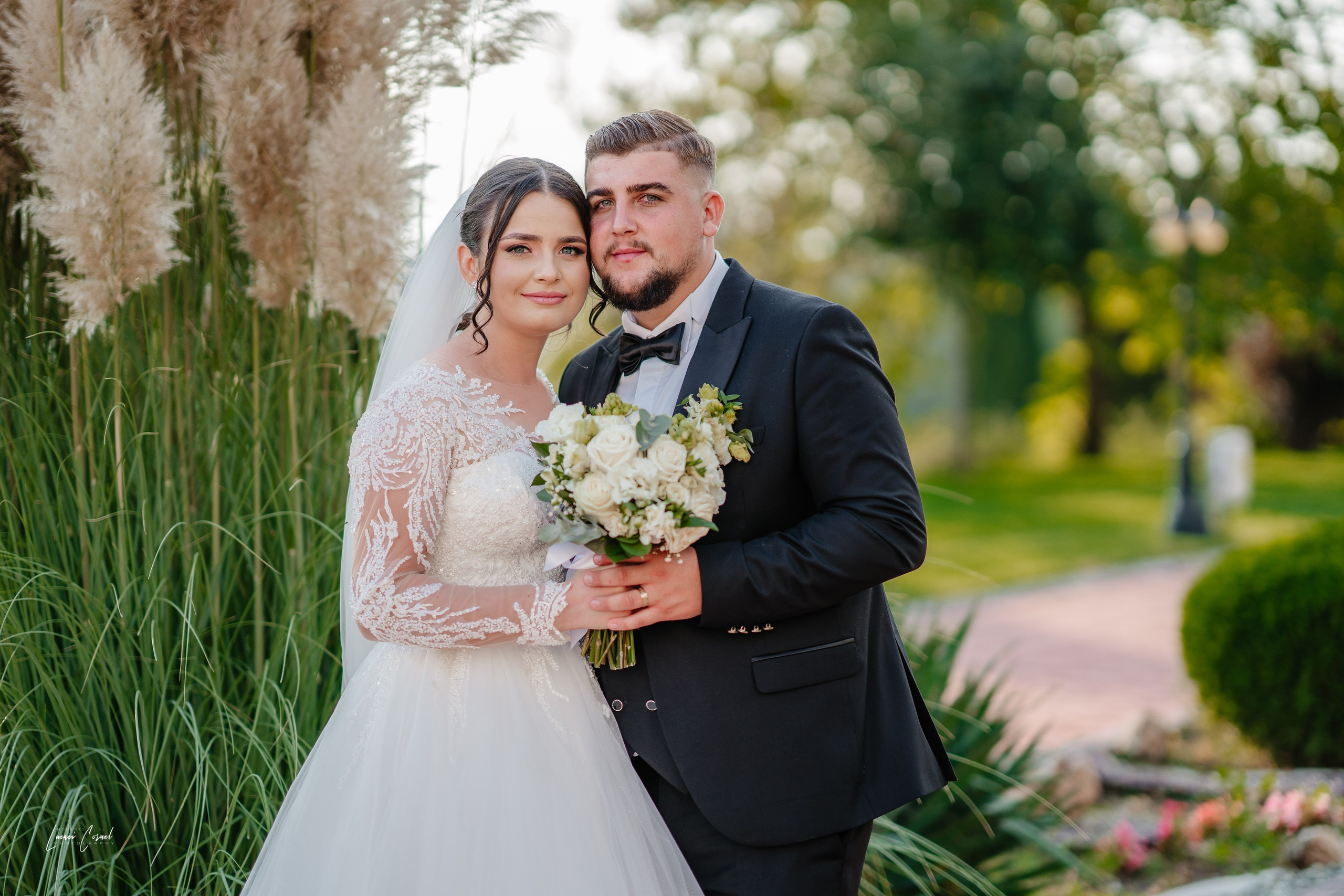 Fotograf de Nuntă Profesional — Fotografie Jurnalistică și Clasică pentru Amintiri de Neuitat. Fotograf de nuntă, corporate, botezuri, majorate și aniversări Roman, Lucaci Cornel