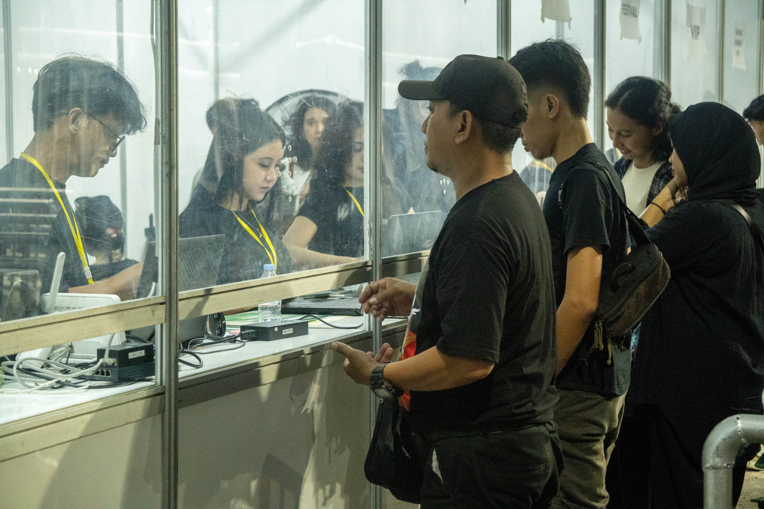 Laskar Cinta Concert — Behind The Scenes. Aro Salaka Event Photography