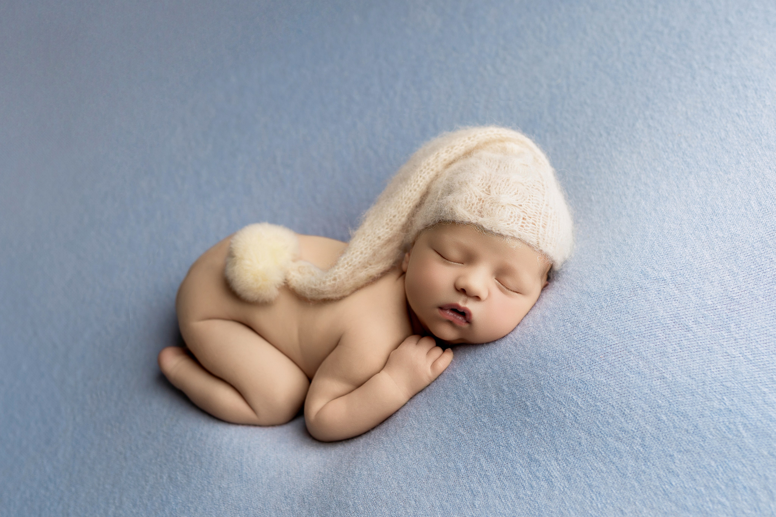 Esu Aleksandra naujagimių ir kudikių fotografė iš Vilniaus