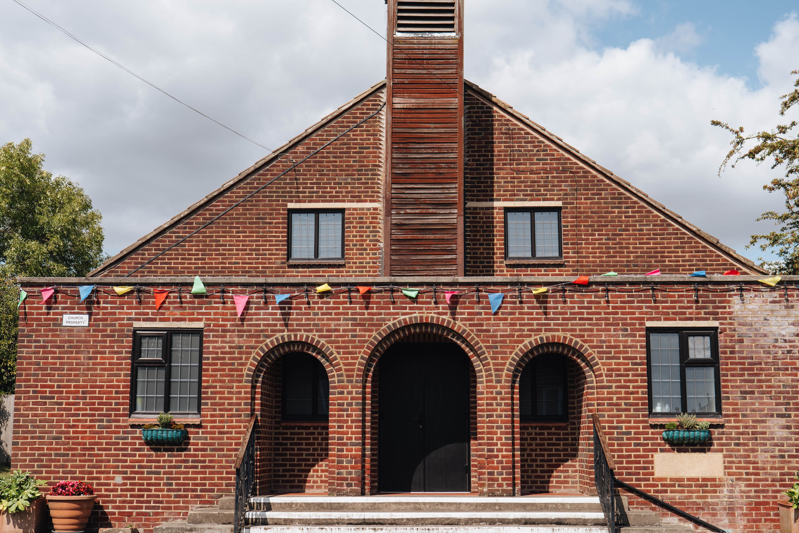 Wedding photosession in east London. Wedding and family photographer in London