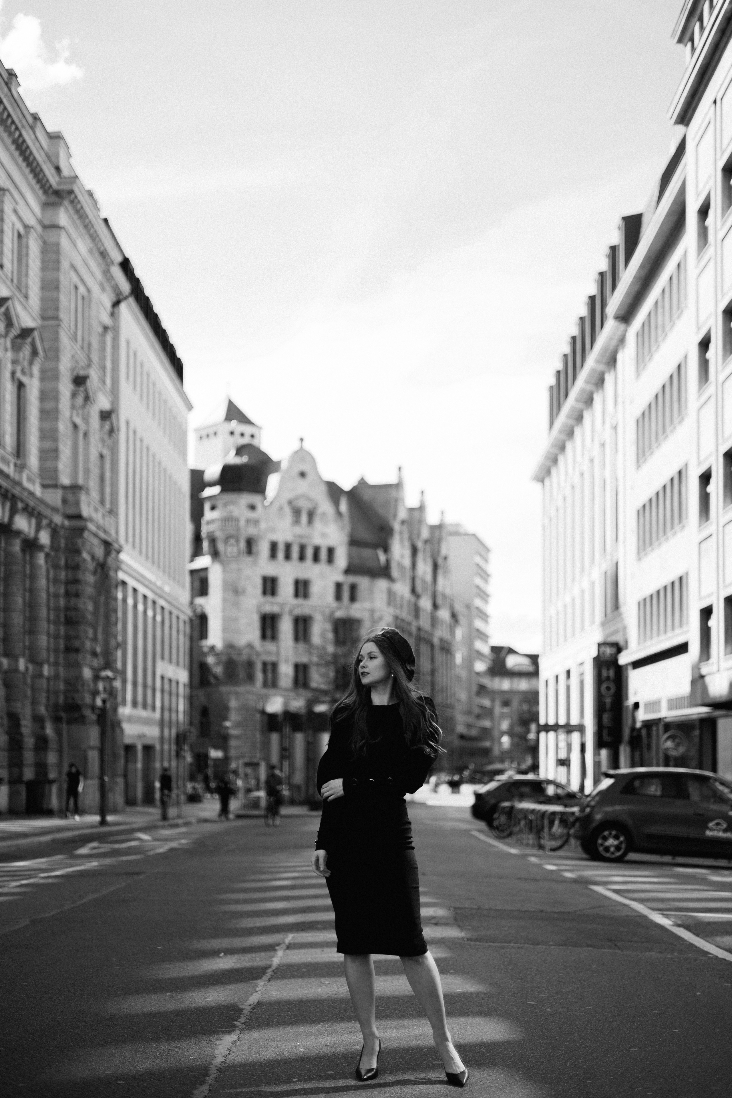 Monochrome Elegance. Black & White City Portraits | Timeless, Strong.Cinematic. Kristina Kozheltsova- Soulful Portrait&Lifestyle&Love Story Photographer in Leipzig, Germany